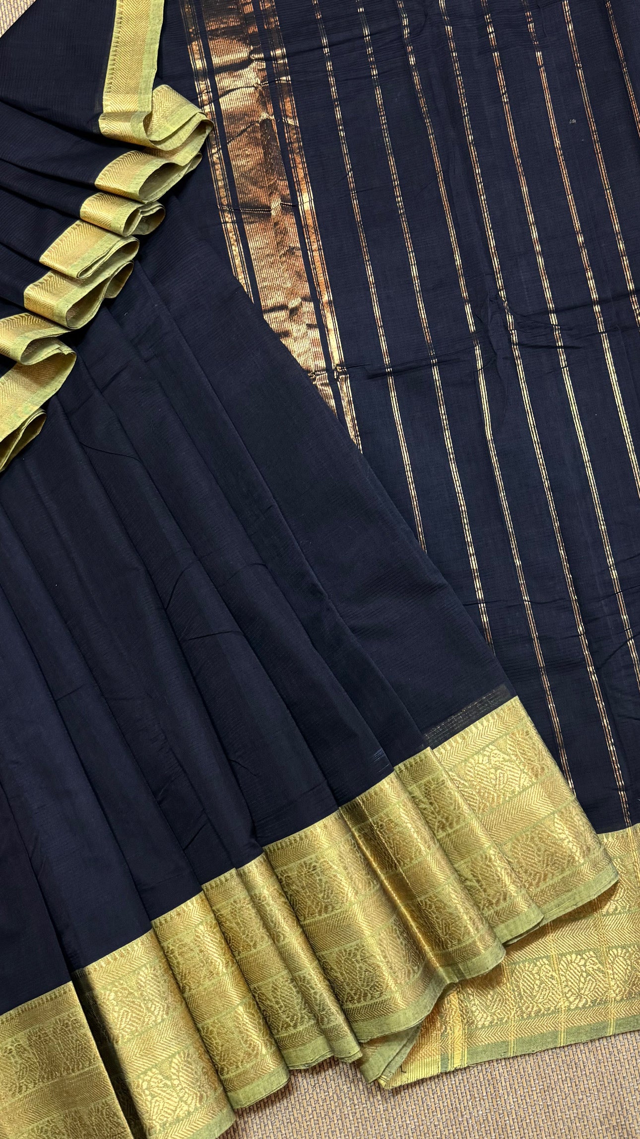Handloom Mangalagiri cotton saree with kanchi bordee
