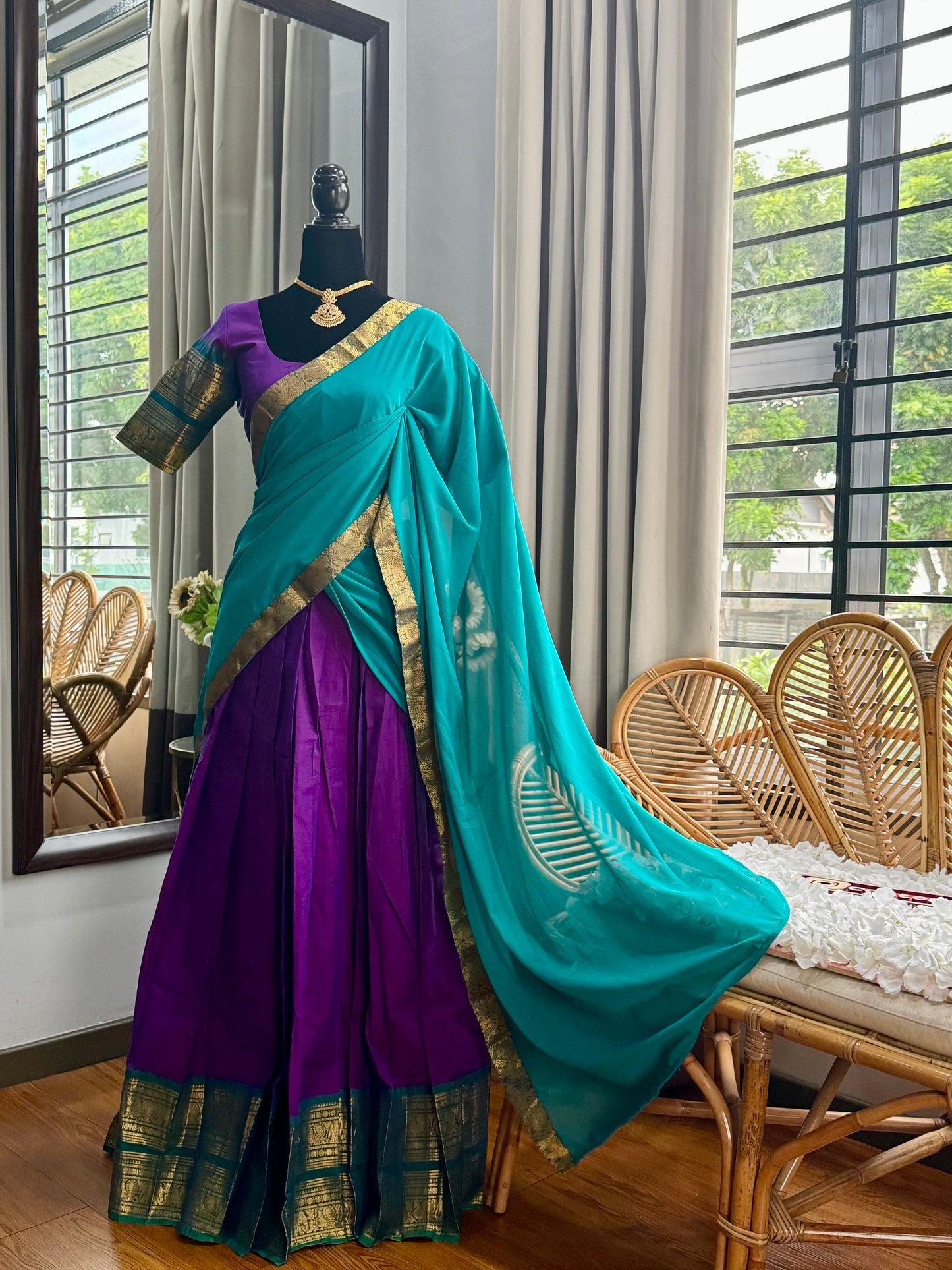 Pavade Thavani - ReadyMade