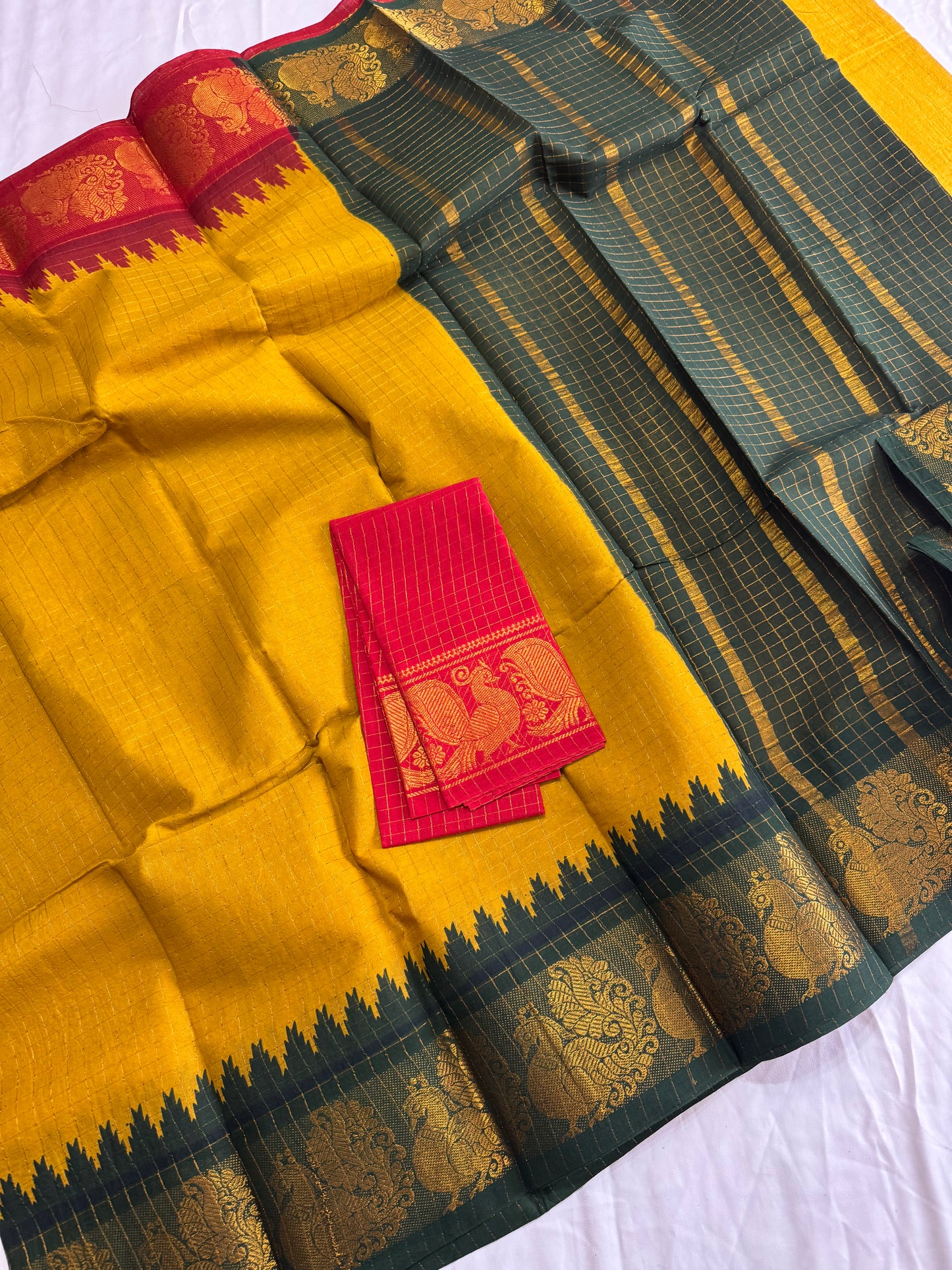 Traditional ganga JAMUNA Border : Madurai saree