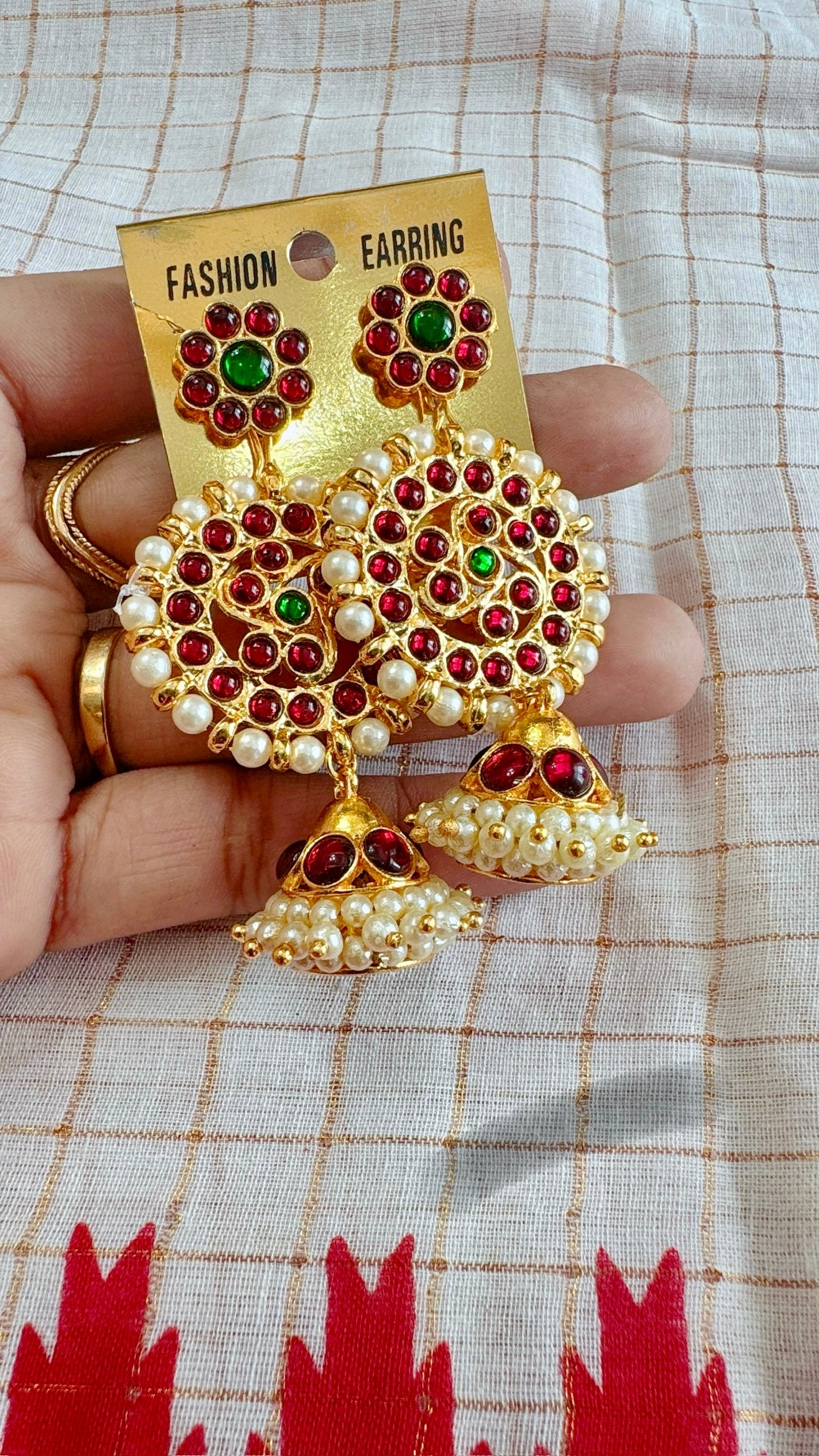 Traditional Kemp Jhumka