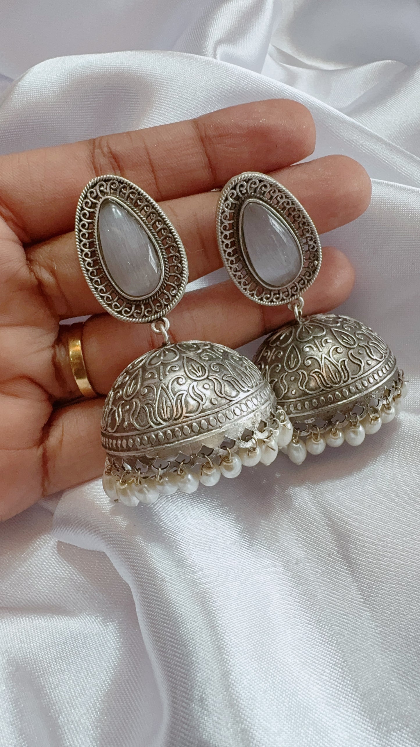 Oxidized silver jumka earrings