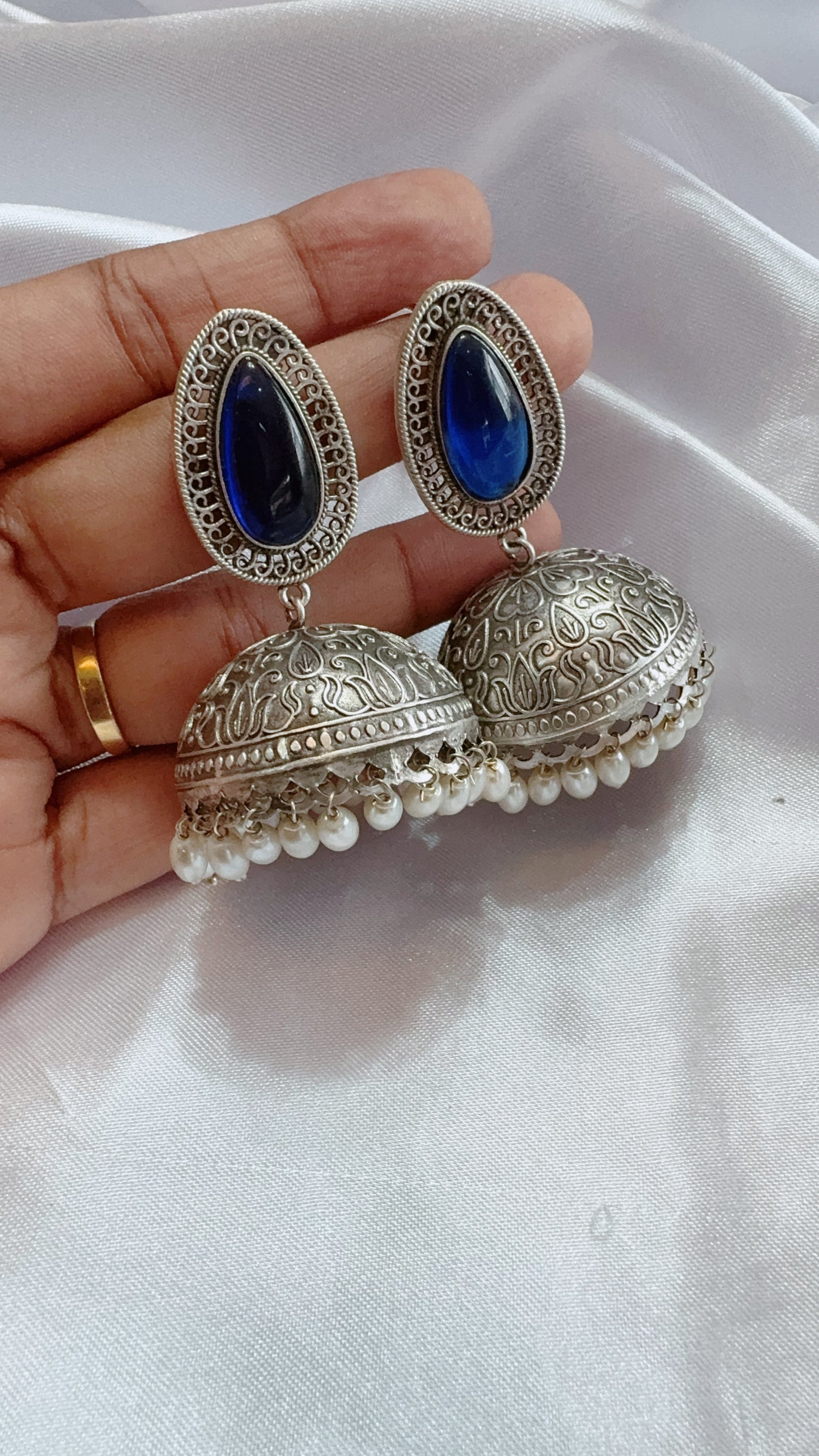 Oxidized silver jumka earrings