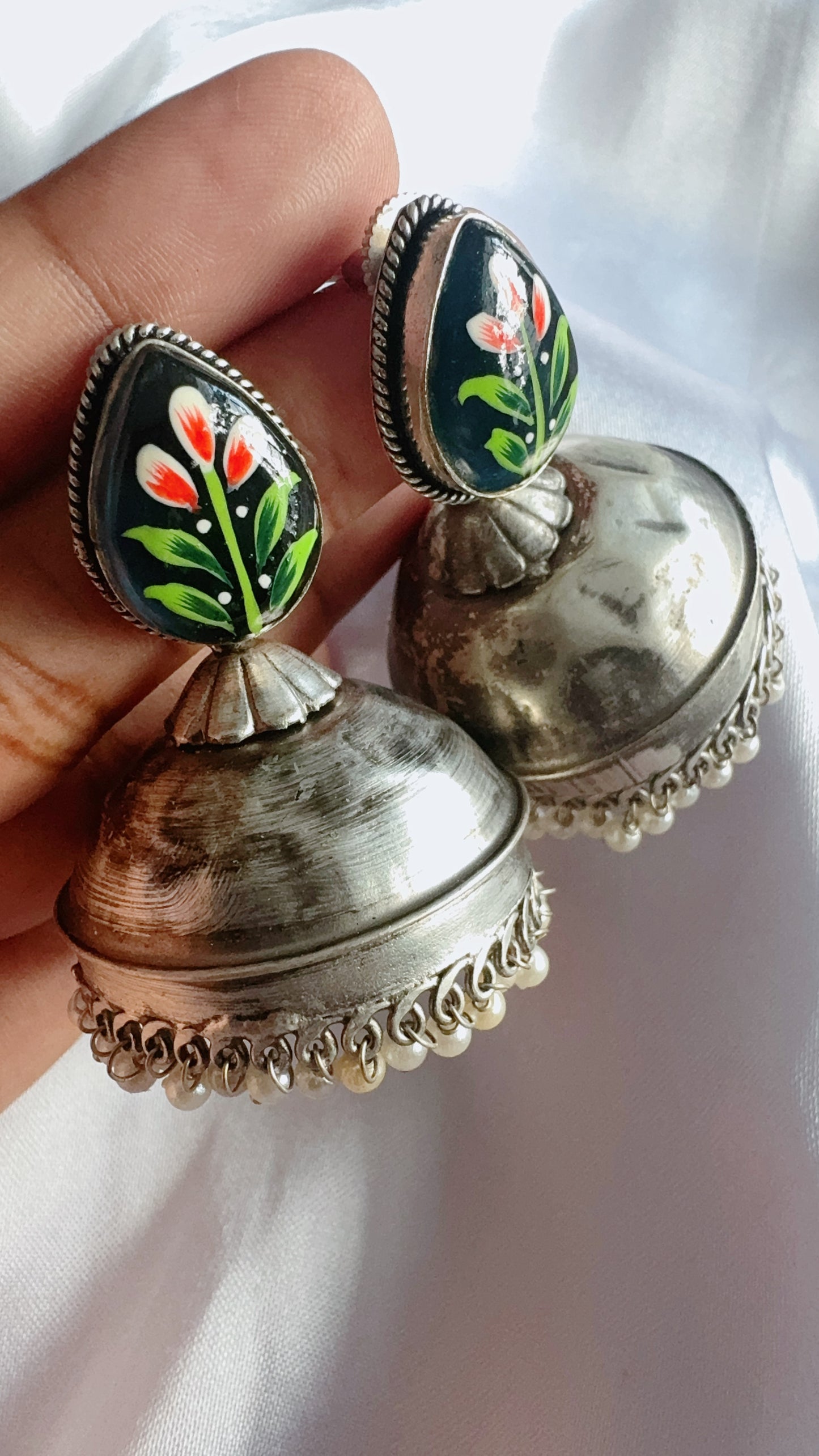 Silver lookalike jumka earrings