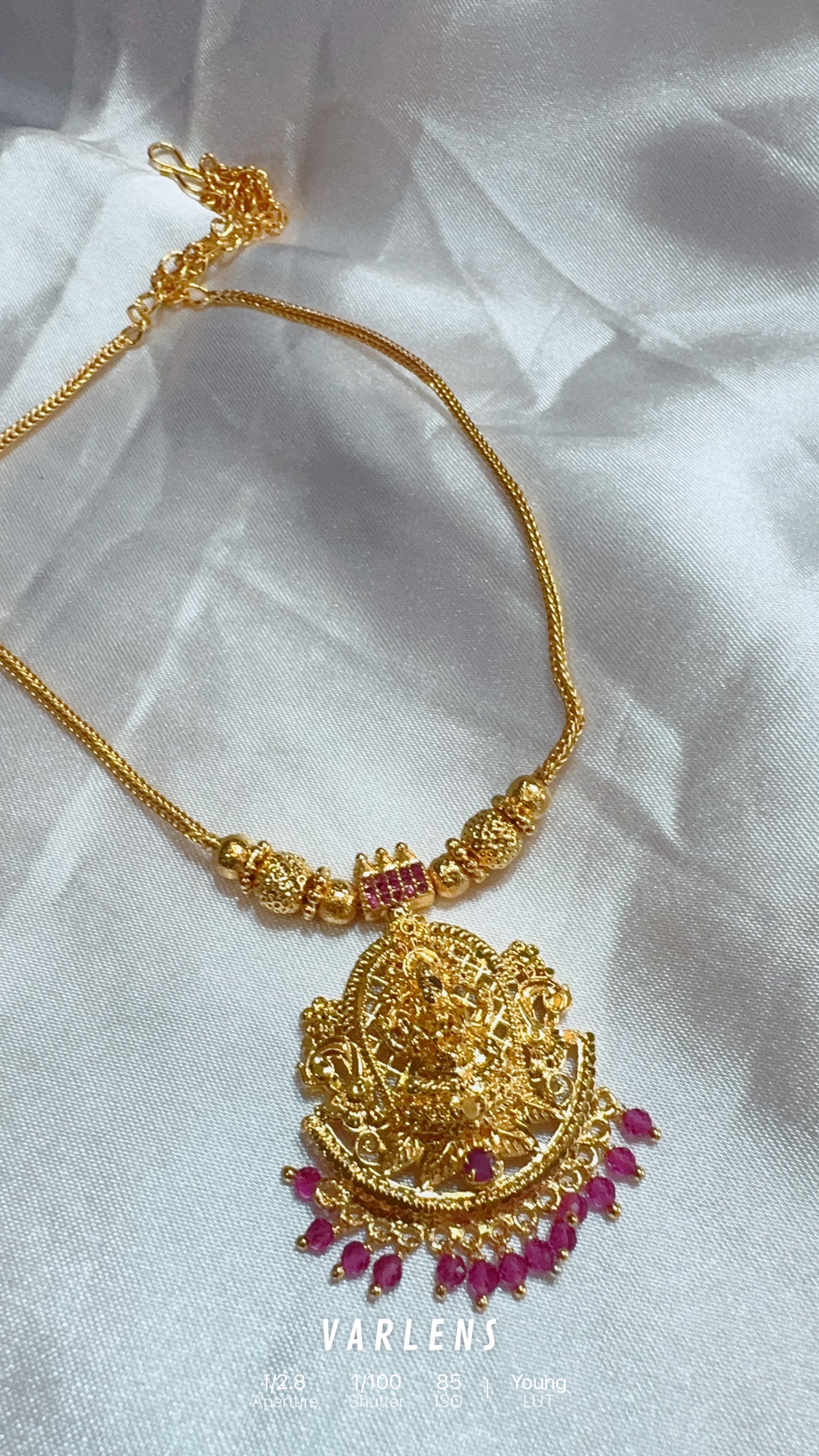 Traditional neckwear