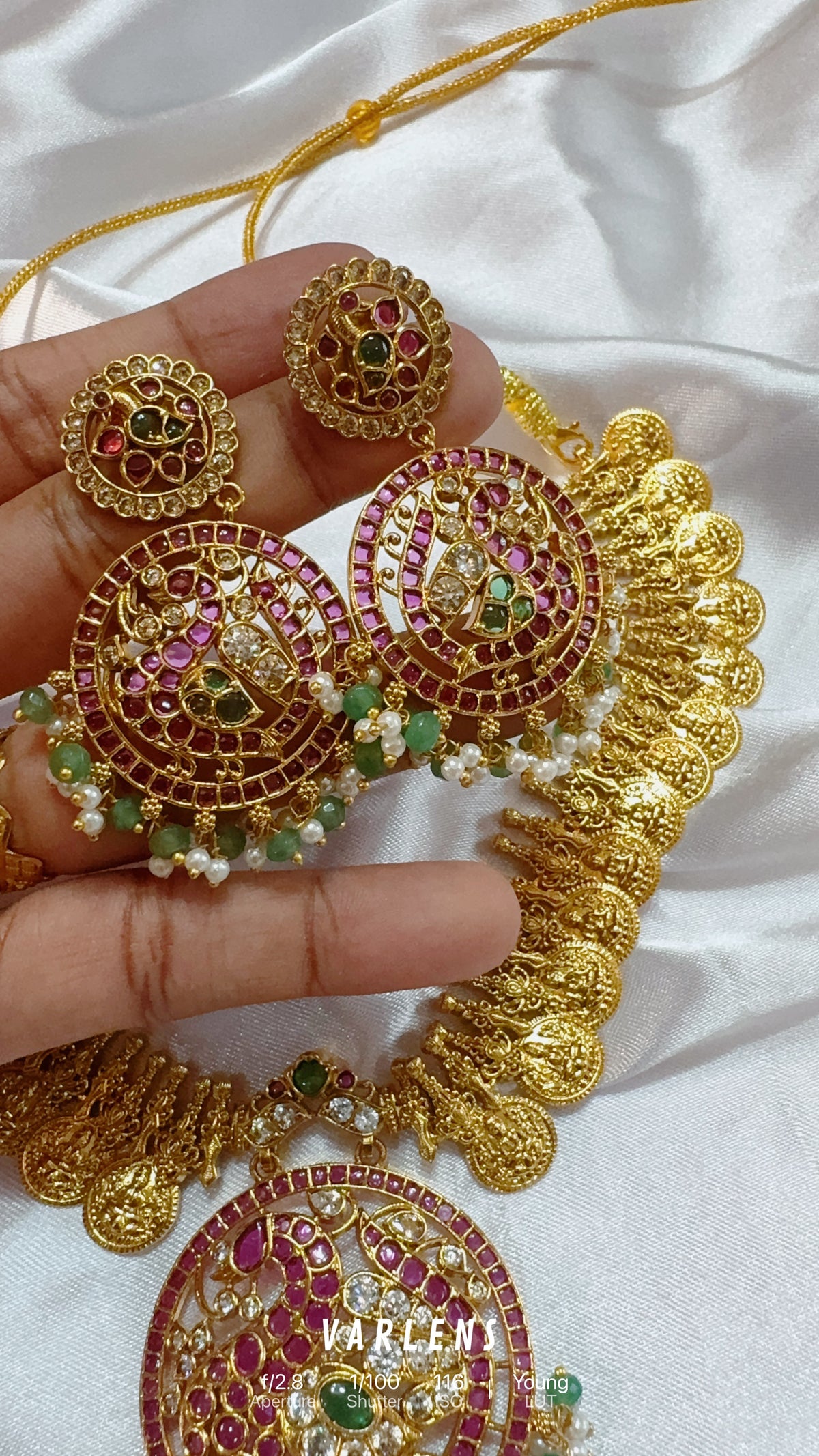 Traditional neckwear and earrings