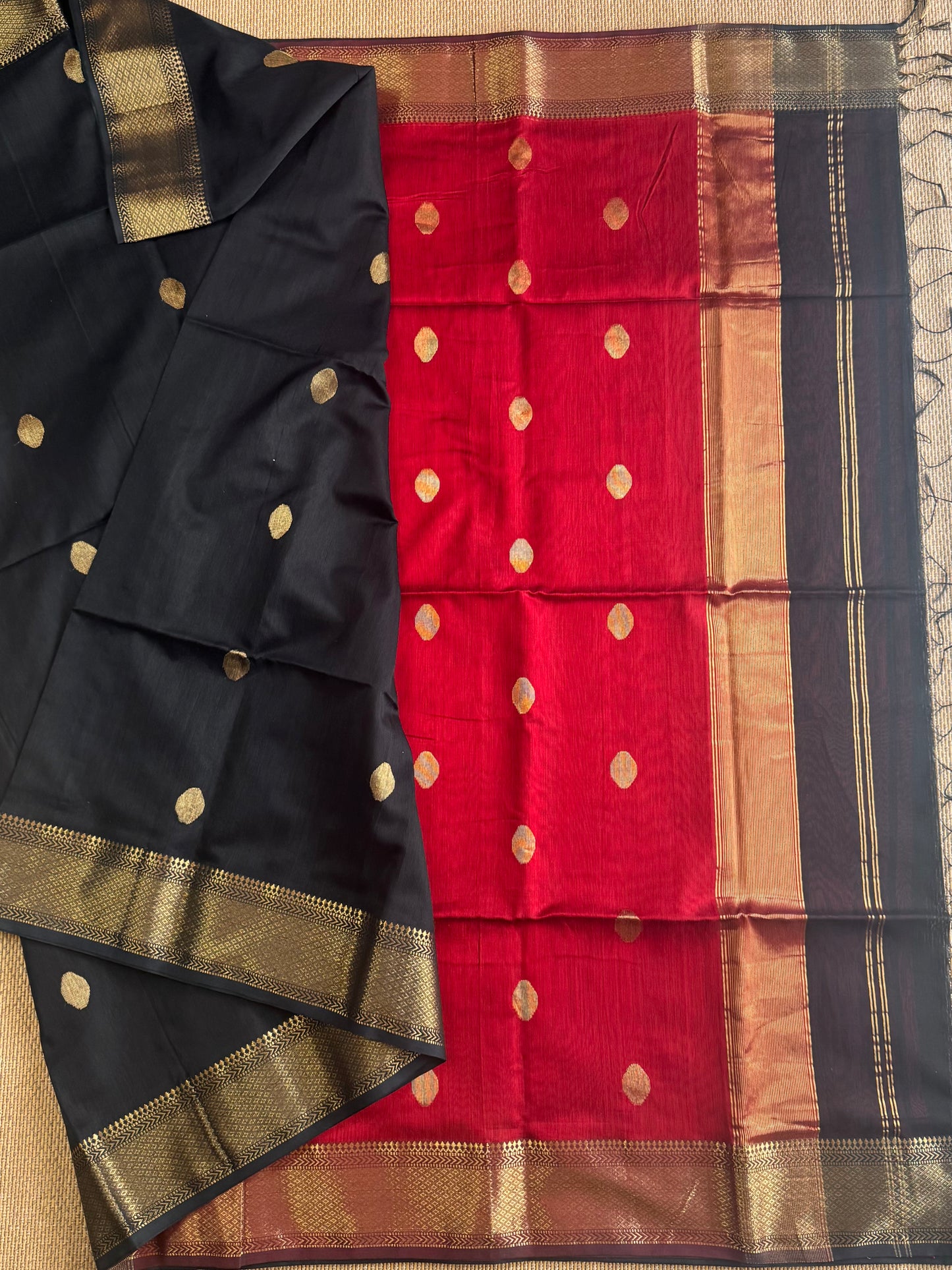 Pure Handloom Maheswar Silk Cotton Saree