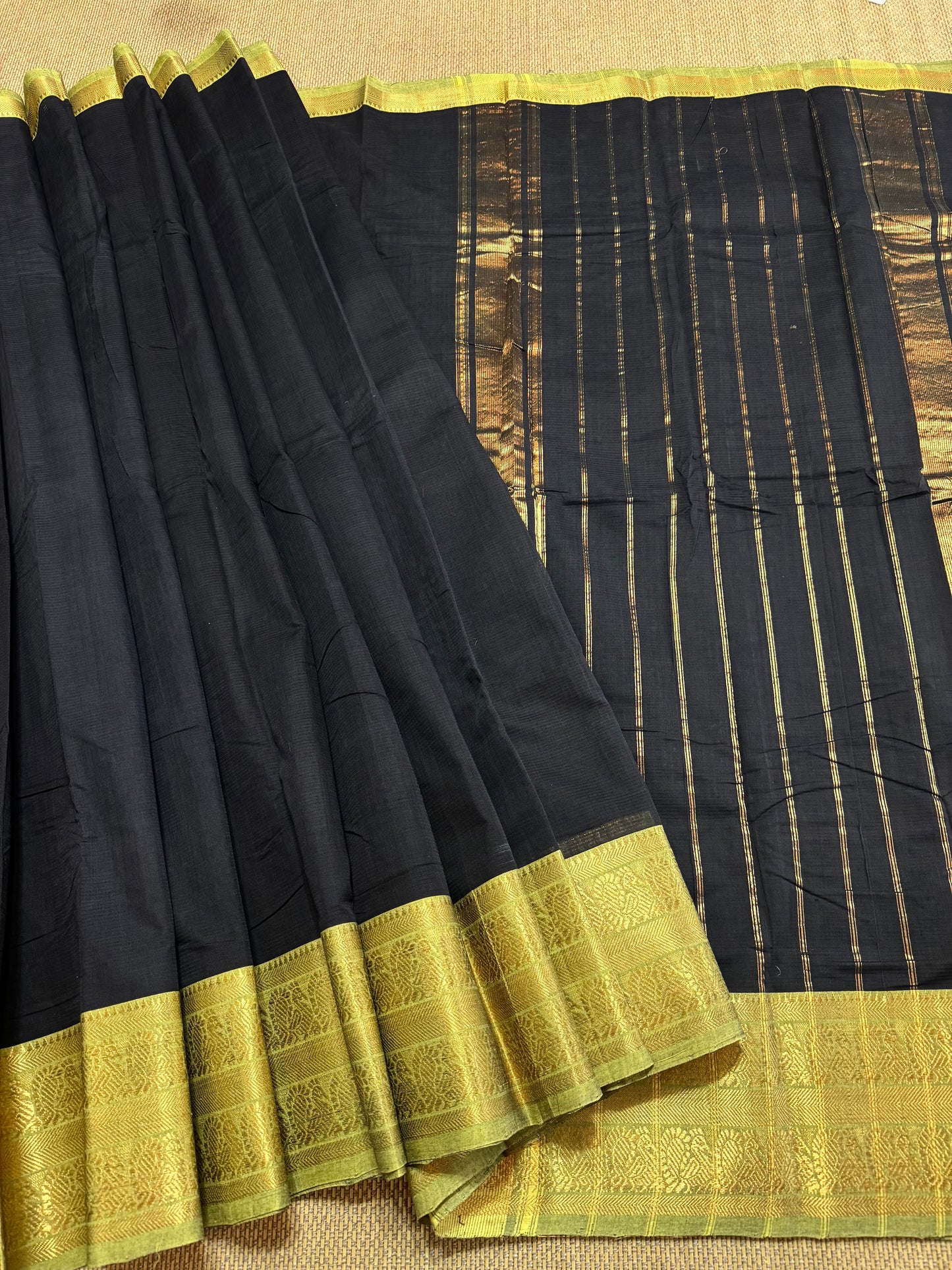 Handloom Mangalagiri cotton saree with kanchi bordee