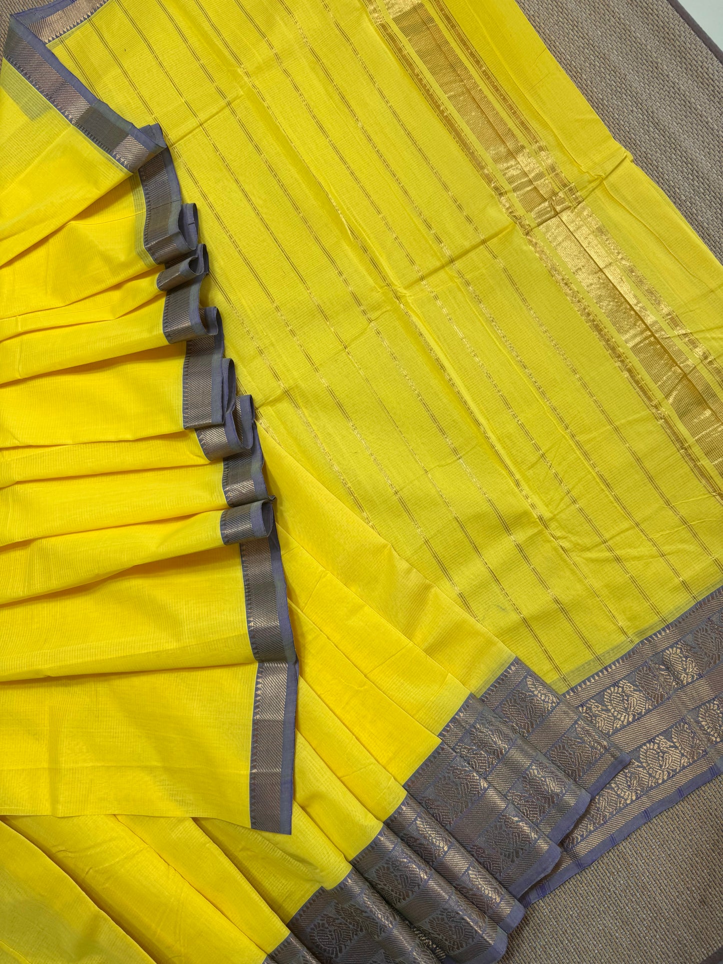 Handloom Mangalagiri cotton saree with kanchi border
