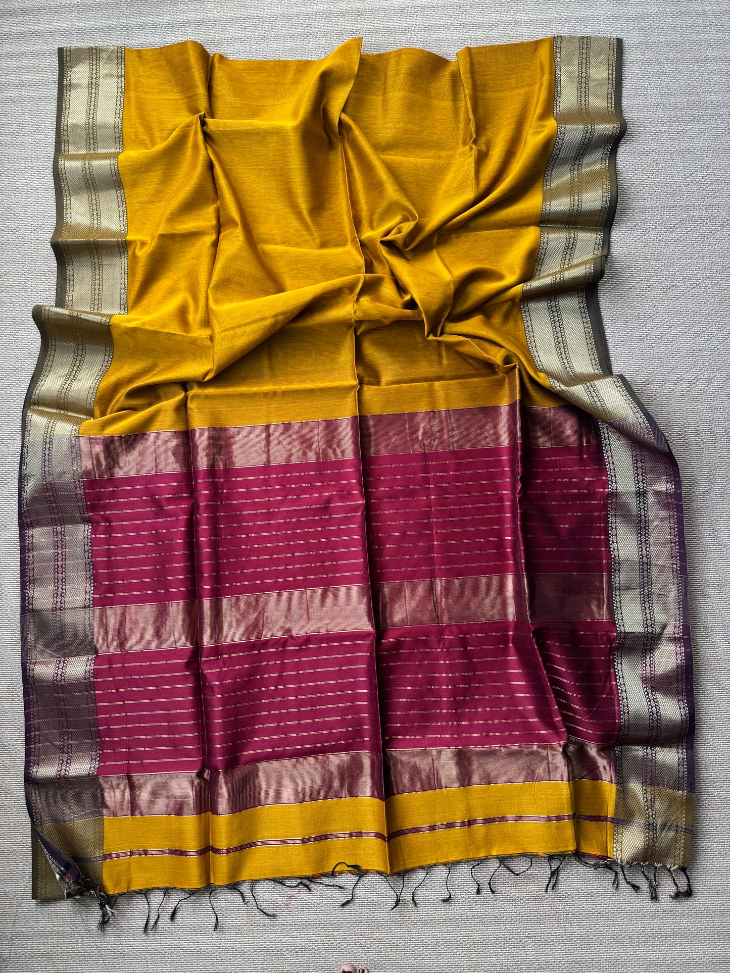 Pure Handloom Maheswar Silk Cotton Saree