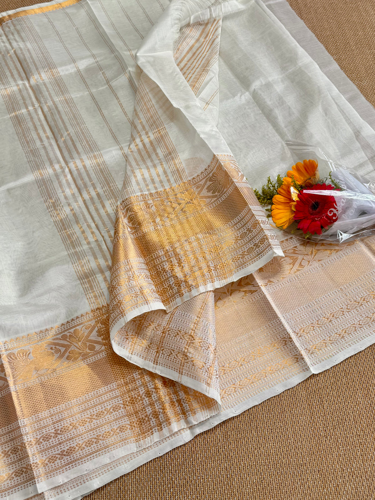 Pure Handloom Mangalagiri Pattu by cotton saree