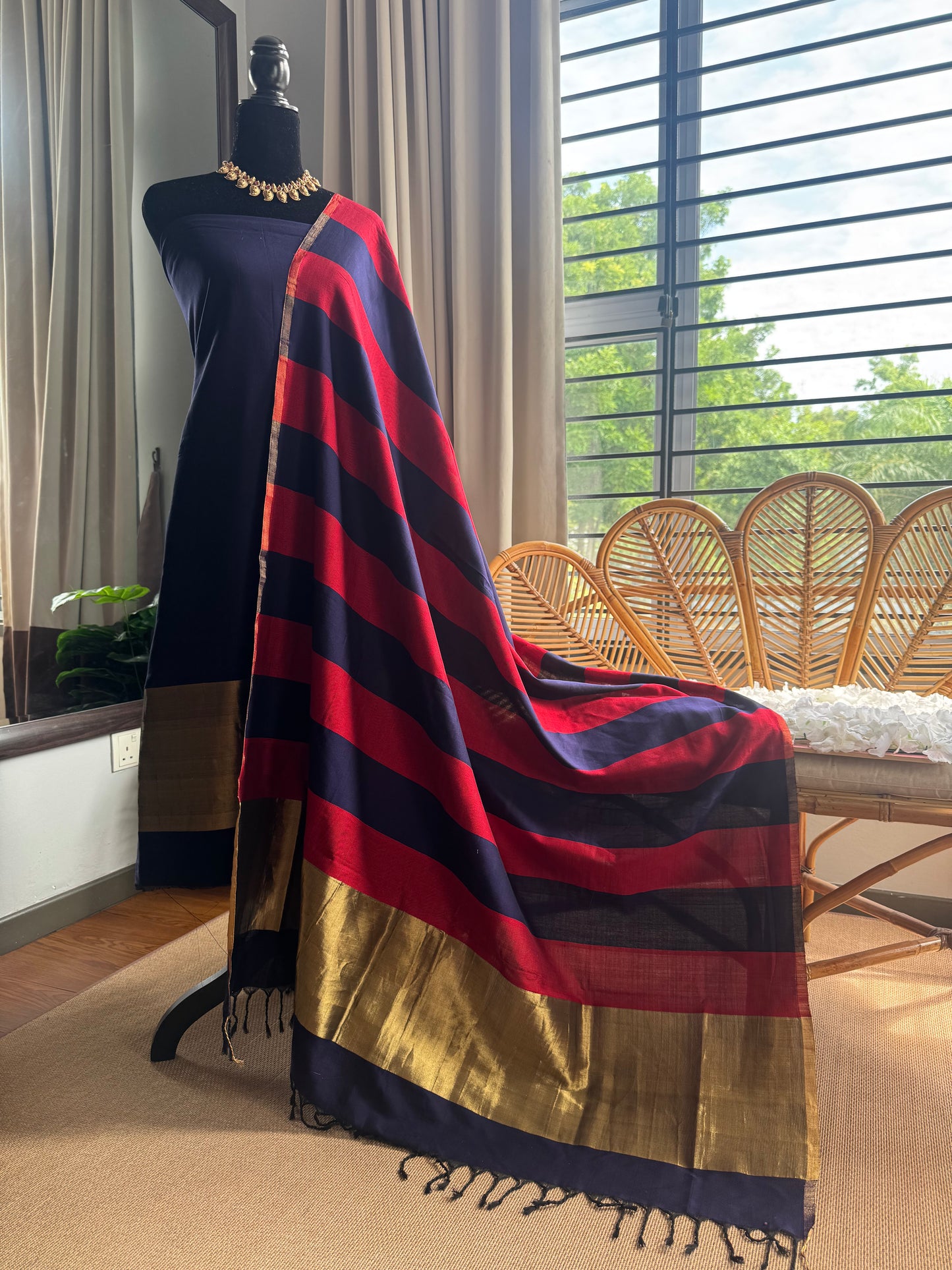 Pure Handloom Maheswari 4 pedal loom Salwar Suit