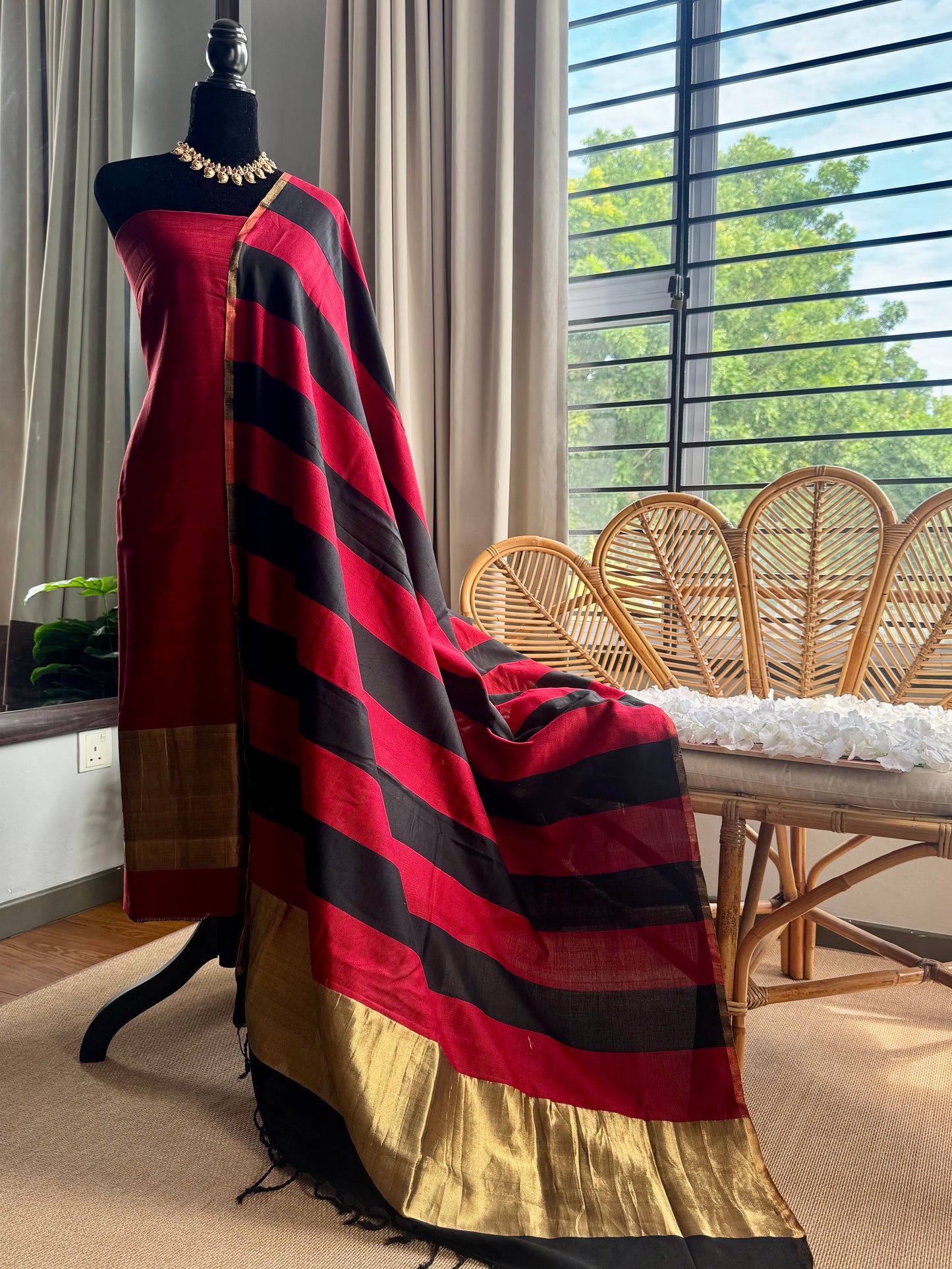 Pure Handloom Maheswari 4 pedal loom Salwar Suit