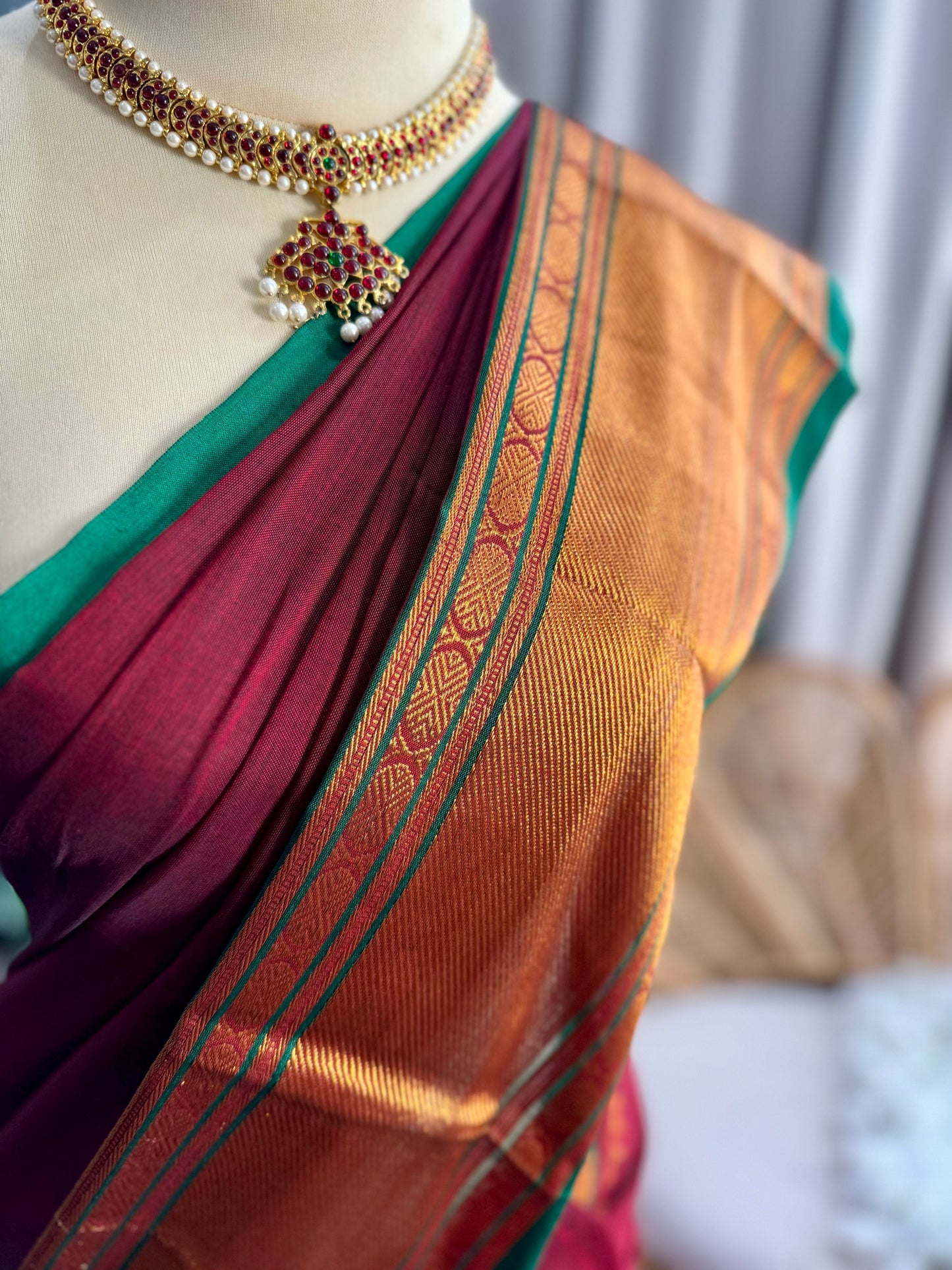 Narayanpet Pavade Thavani Set