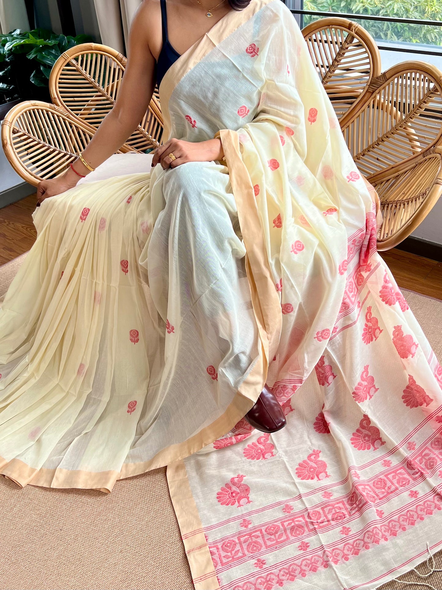 Bengal Loomz - soft  Khadi Cotton Saree