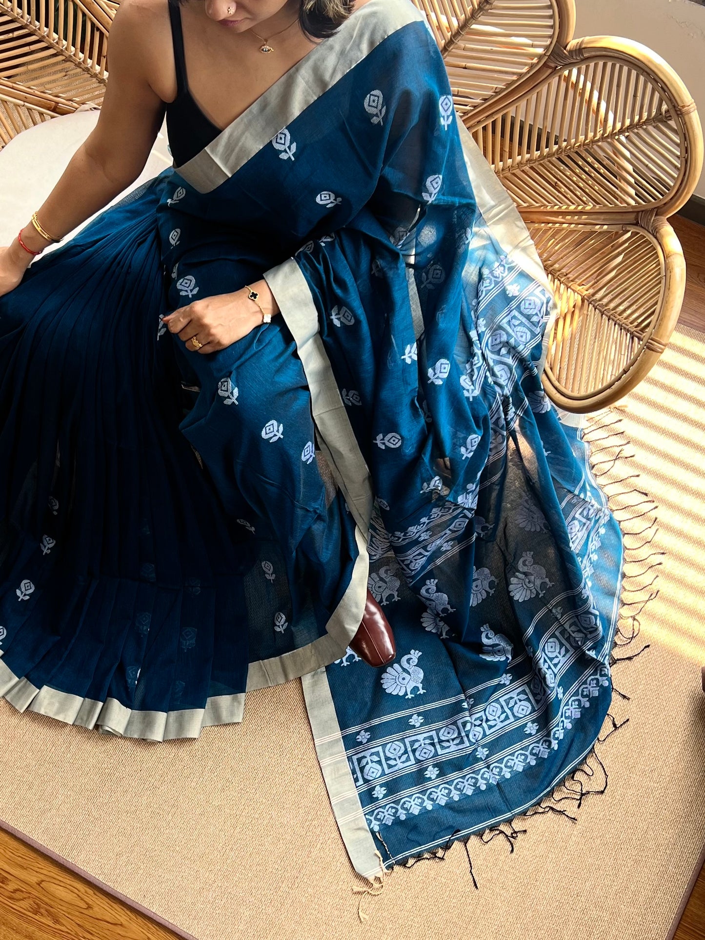 Bengal Loomz - soft  Khadi Cotton Saree