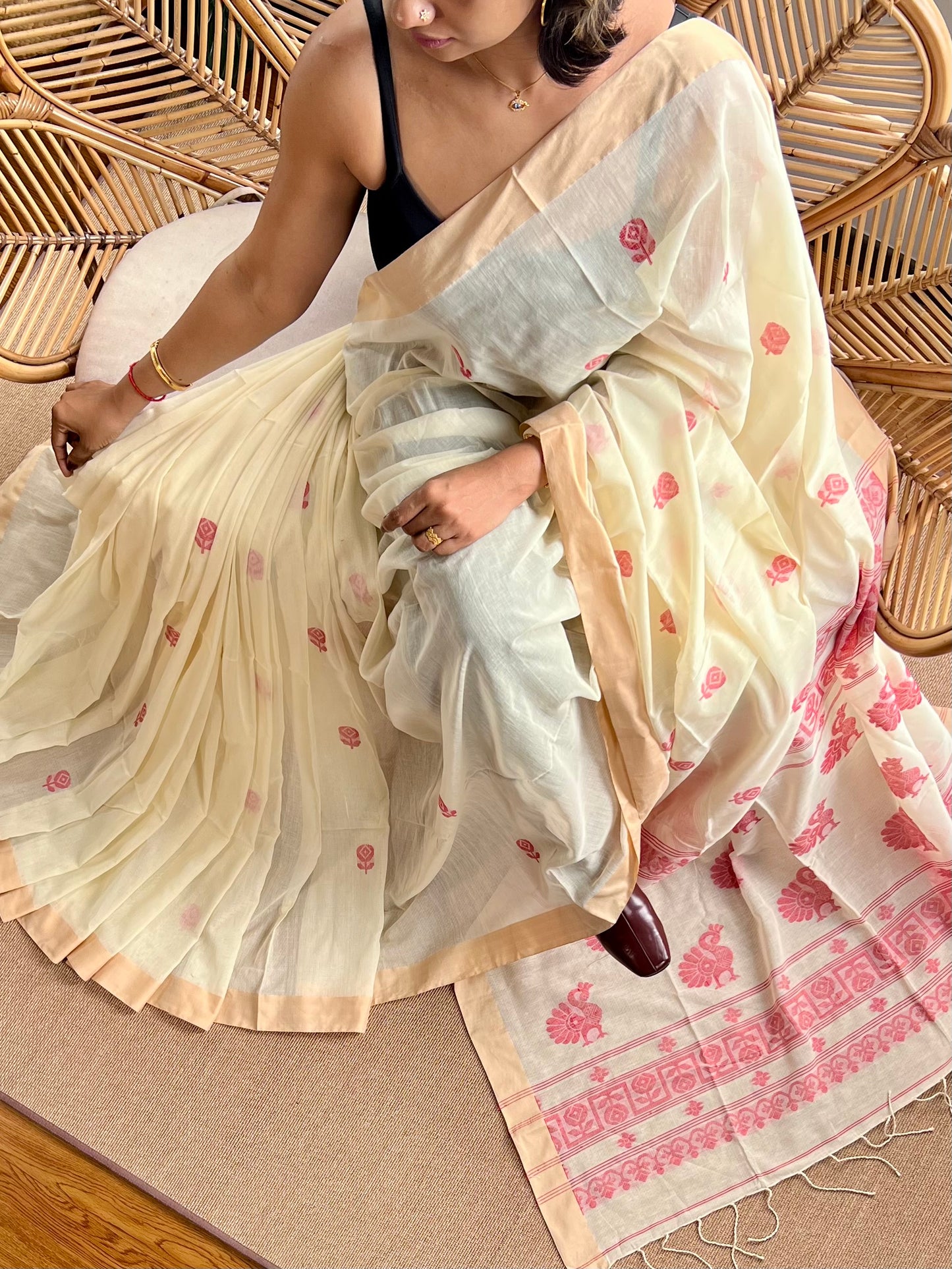 Bengal Loomz - soft  Khadi Cotton Saree