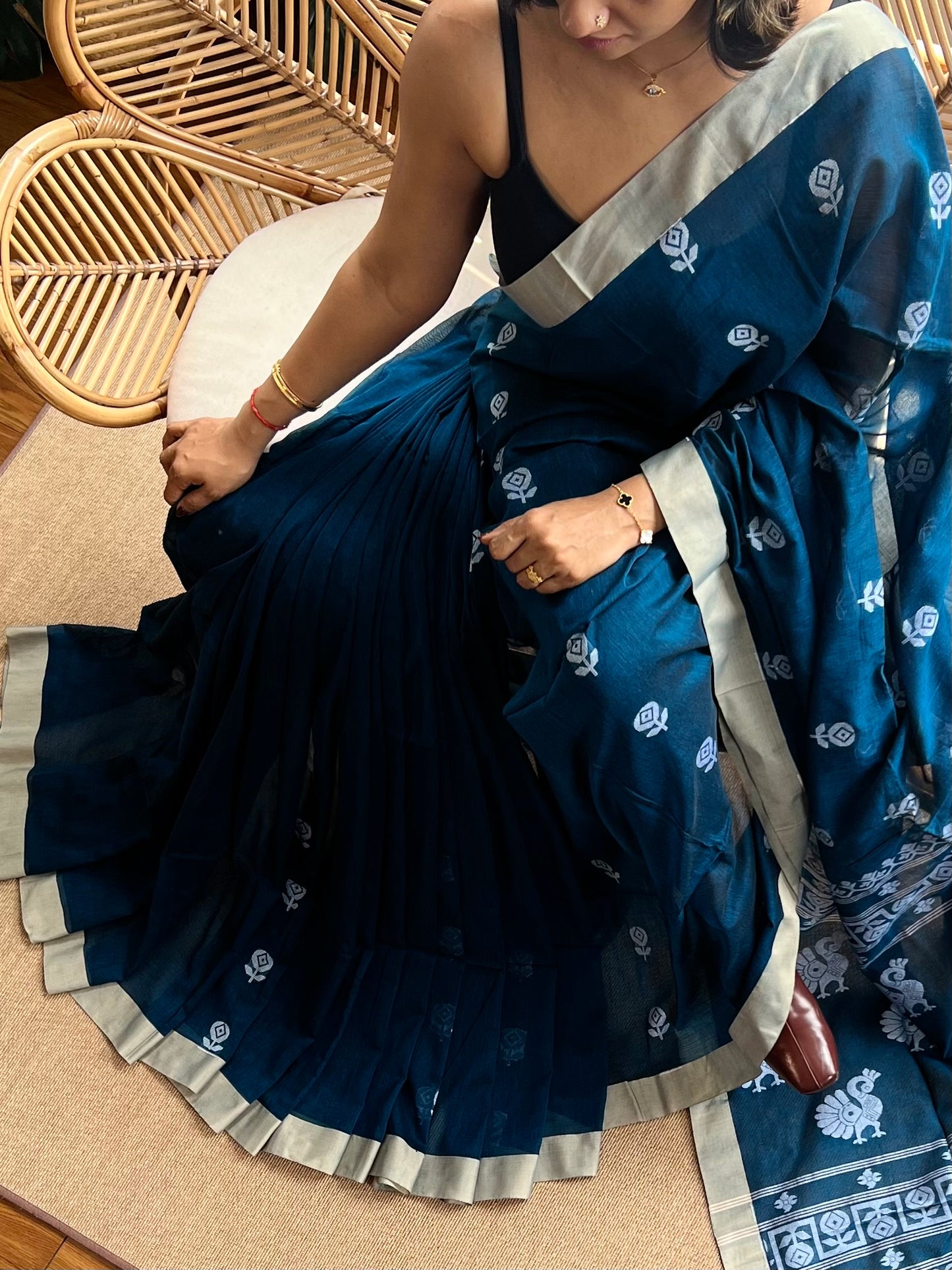 Bengal Loomz - soft  Khadi Cotton Saree