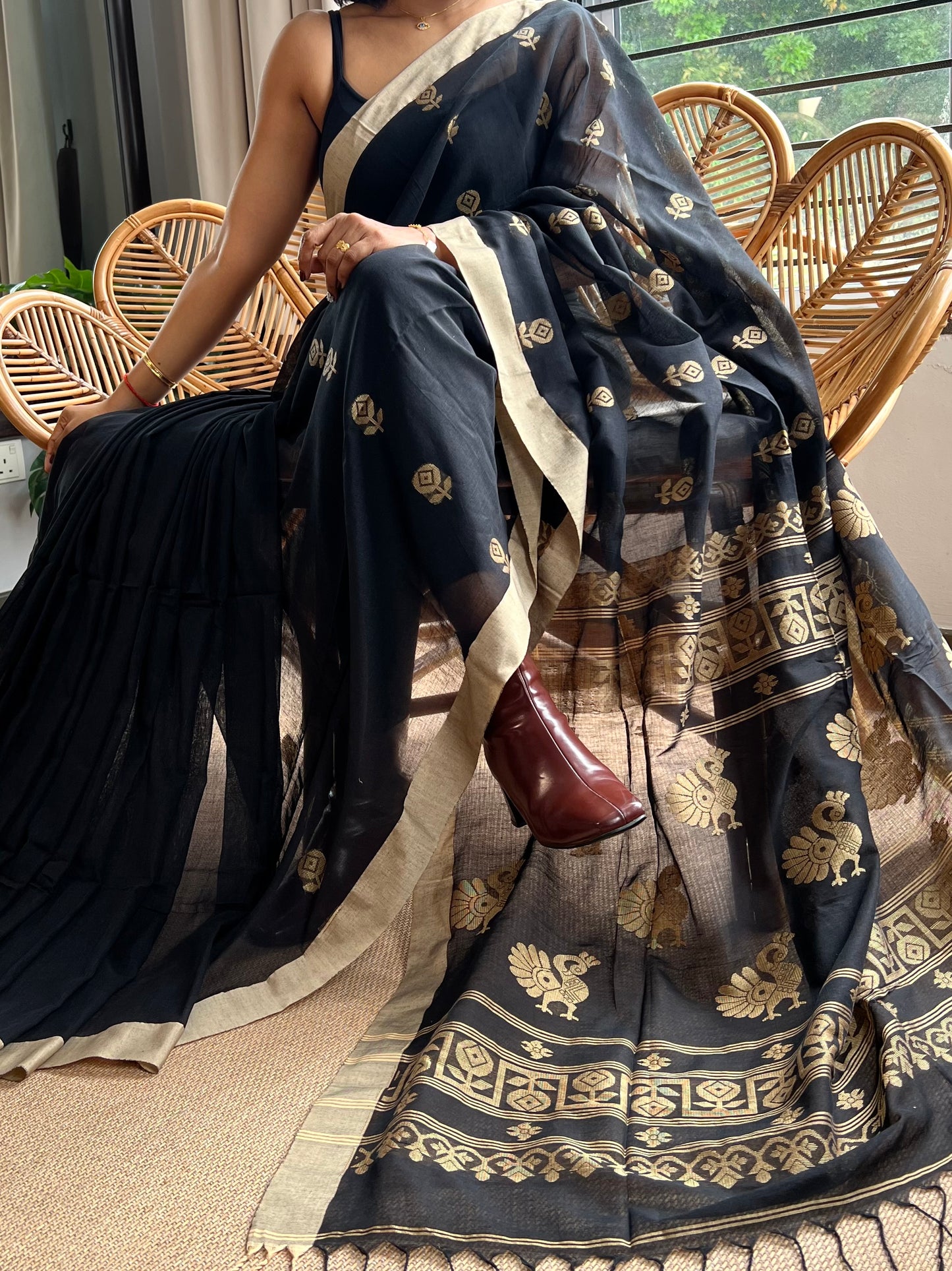 Bengal Loomz - soft  Khadi Cotton Saree