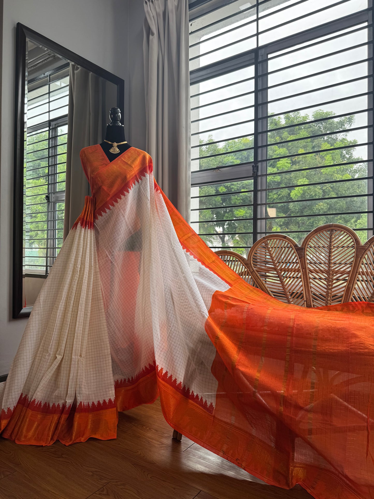 Sungudi zari kattam saree