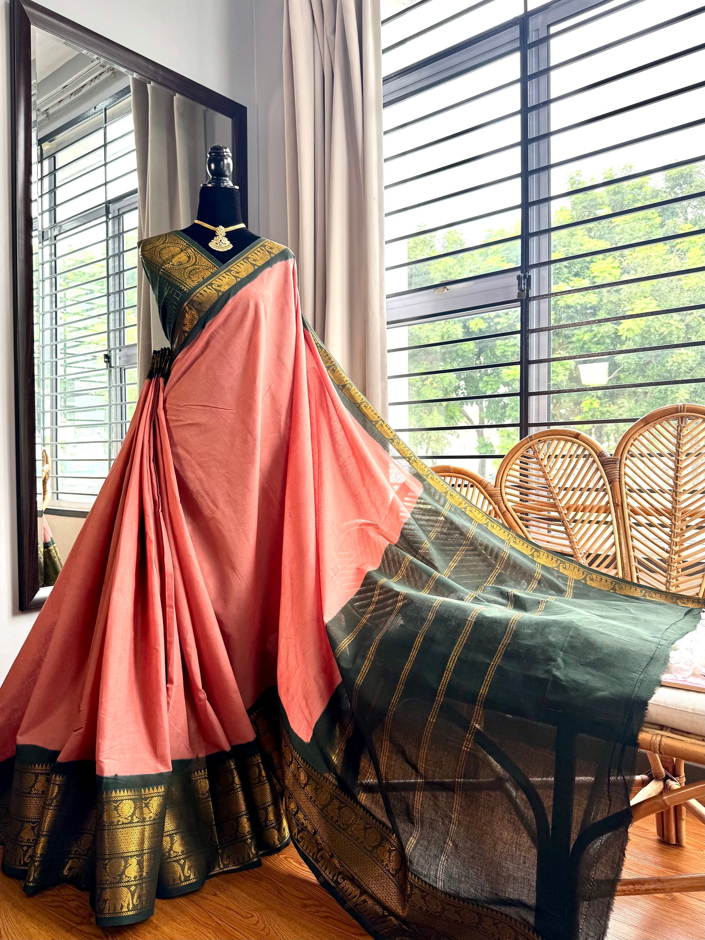 Sungudi long border saree