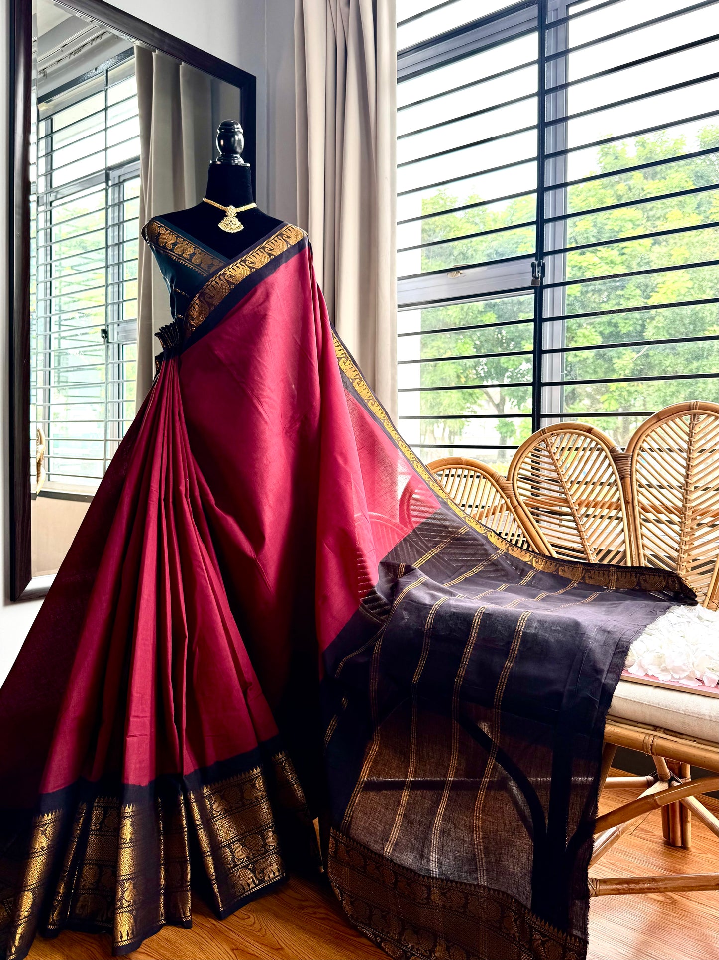 Sungudi long border saree