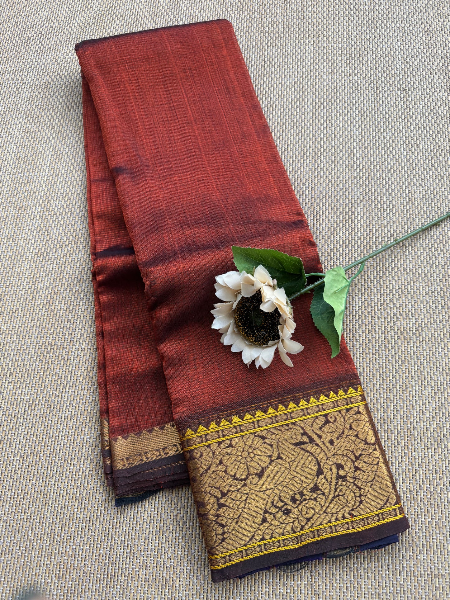 SALE !Pure Handloom Mangalagiri Semi Silk Cotton Saree