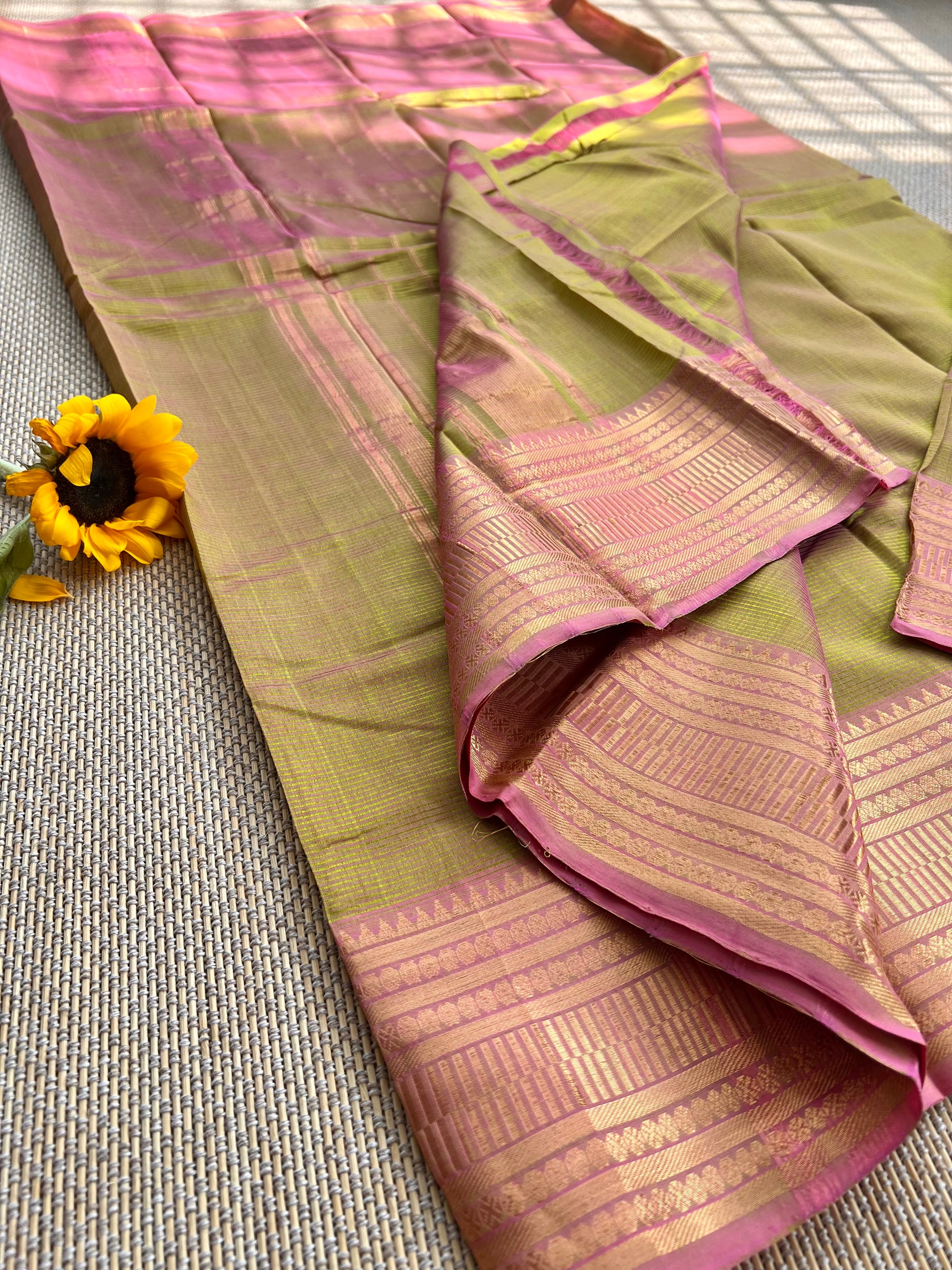 Handloom Mangalagiri pattu by cotton saree with kanchi border