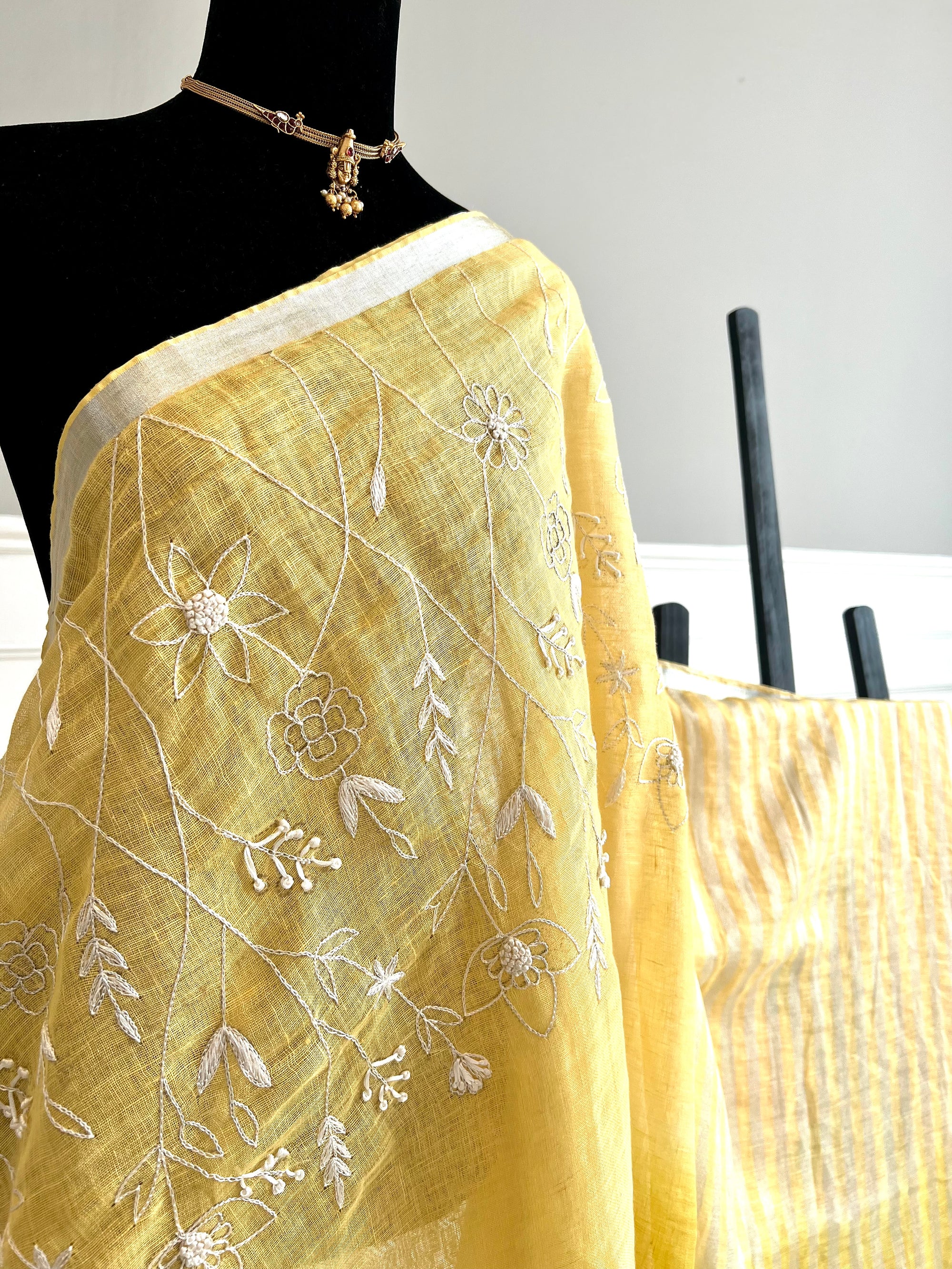 Hand Embroidered Linen By Linen Saree