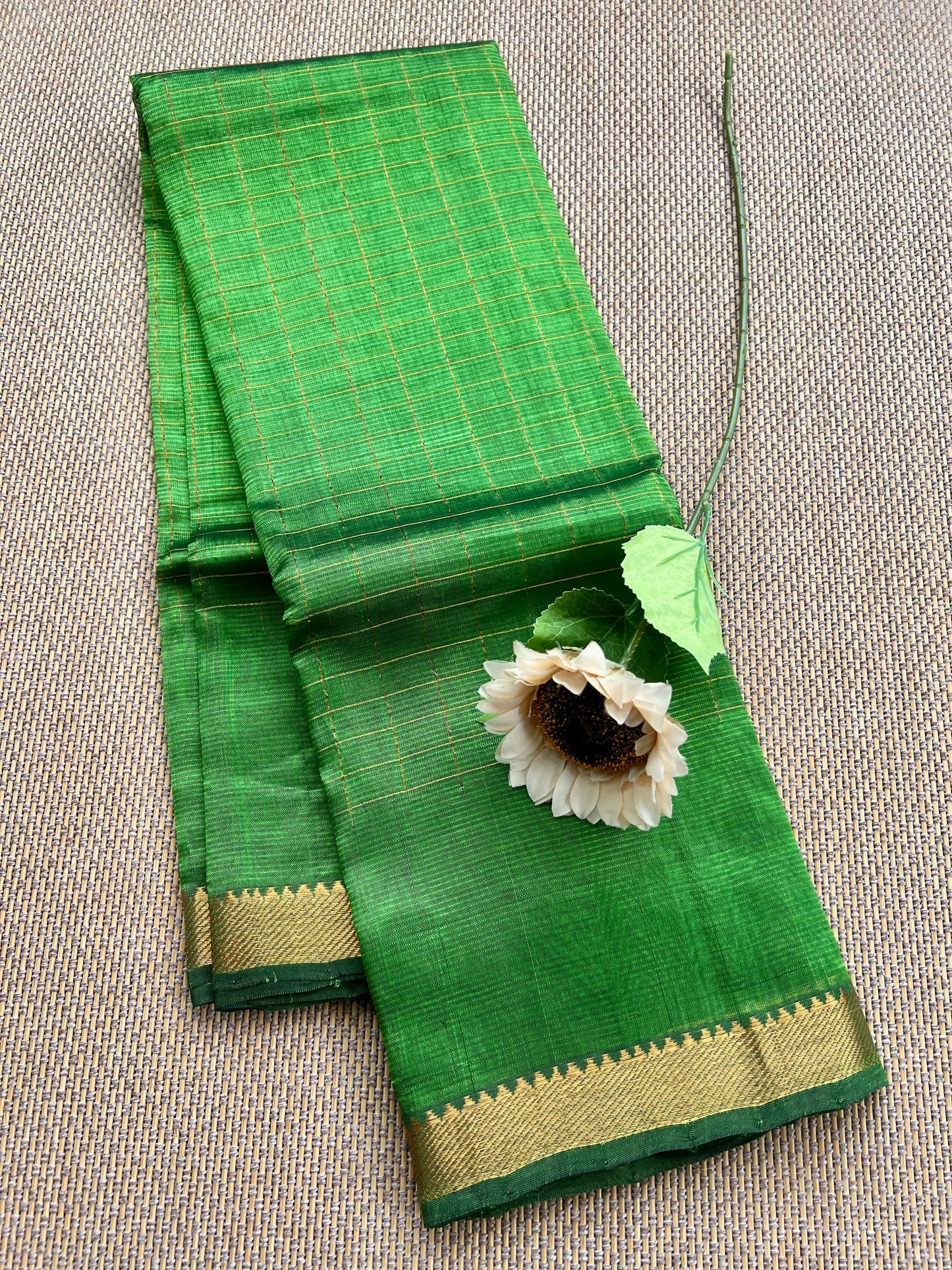 SALE !Pure Handloom Mangalagiri Semi Silk Cotton Saree