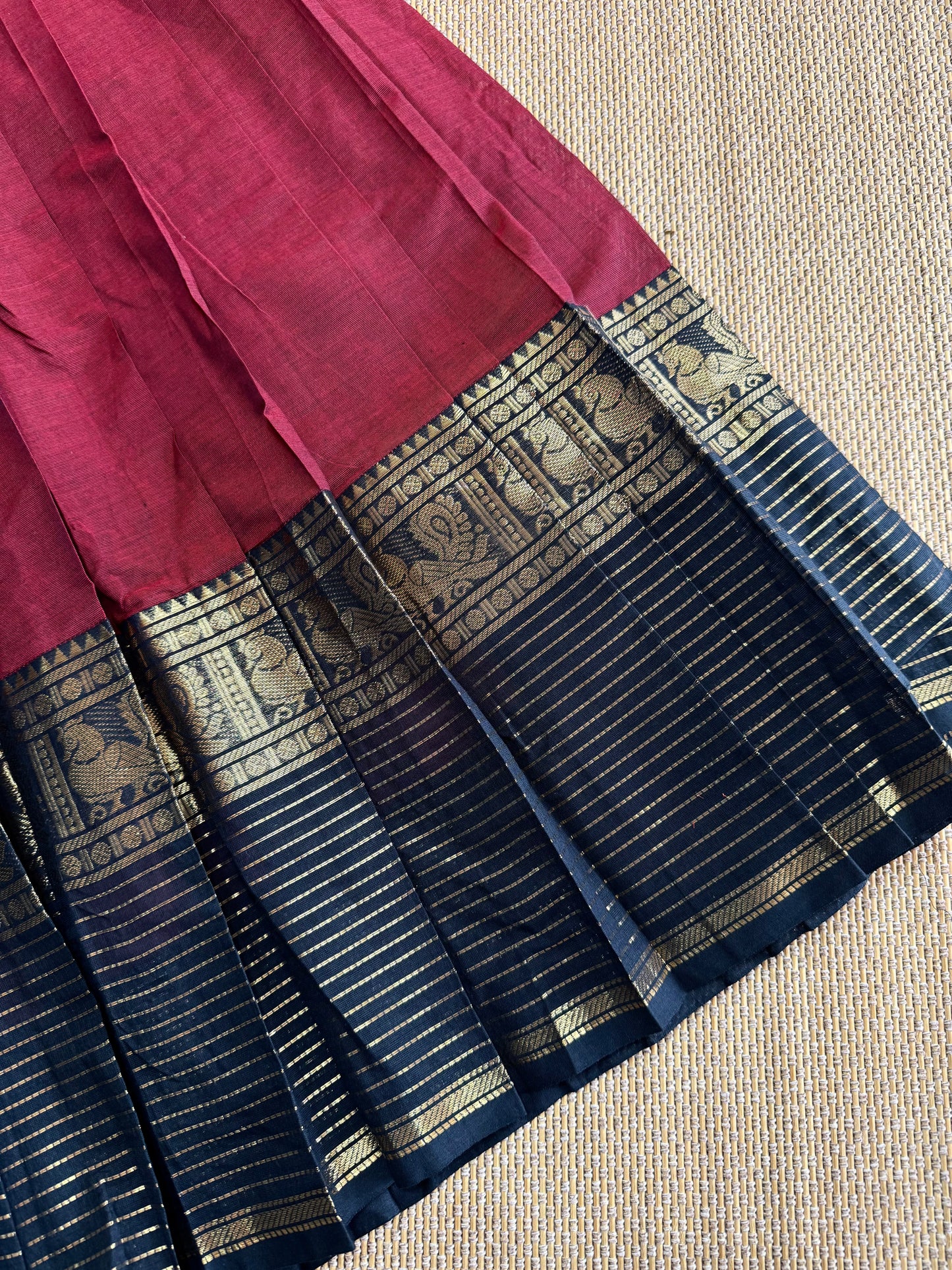 Pavade Thavani - ReadyMade