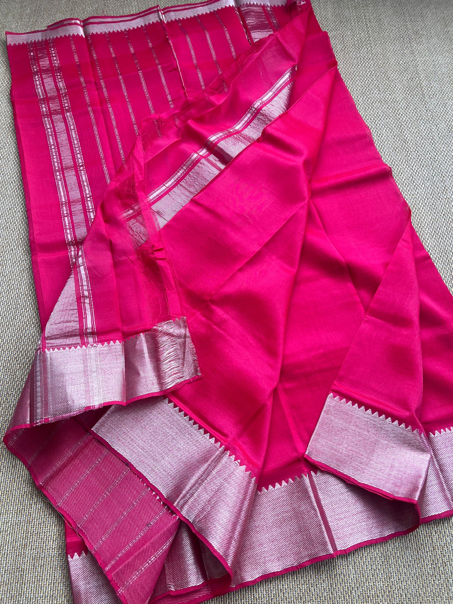 Pure Handloom Mangalagiri Semi pattu