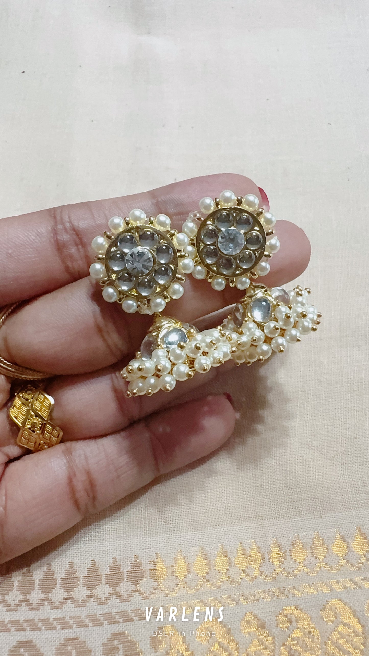 White Polish Real Kemp Earring