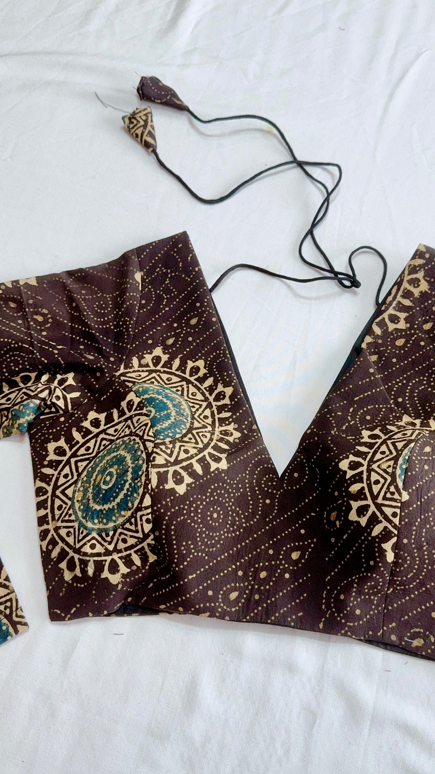 Artisan  ready made blouse