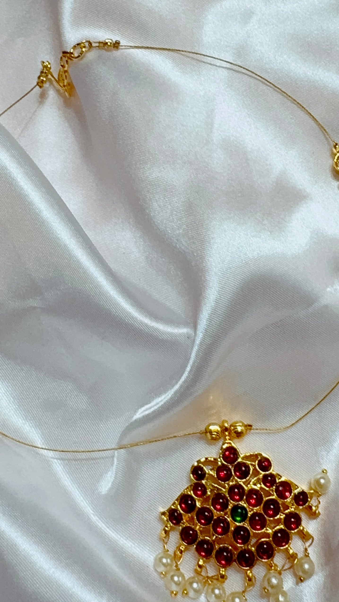 KEMP pendant INVISIBLE TAMARA MINIMAL ELEGANT HANDMADE NECKLACE