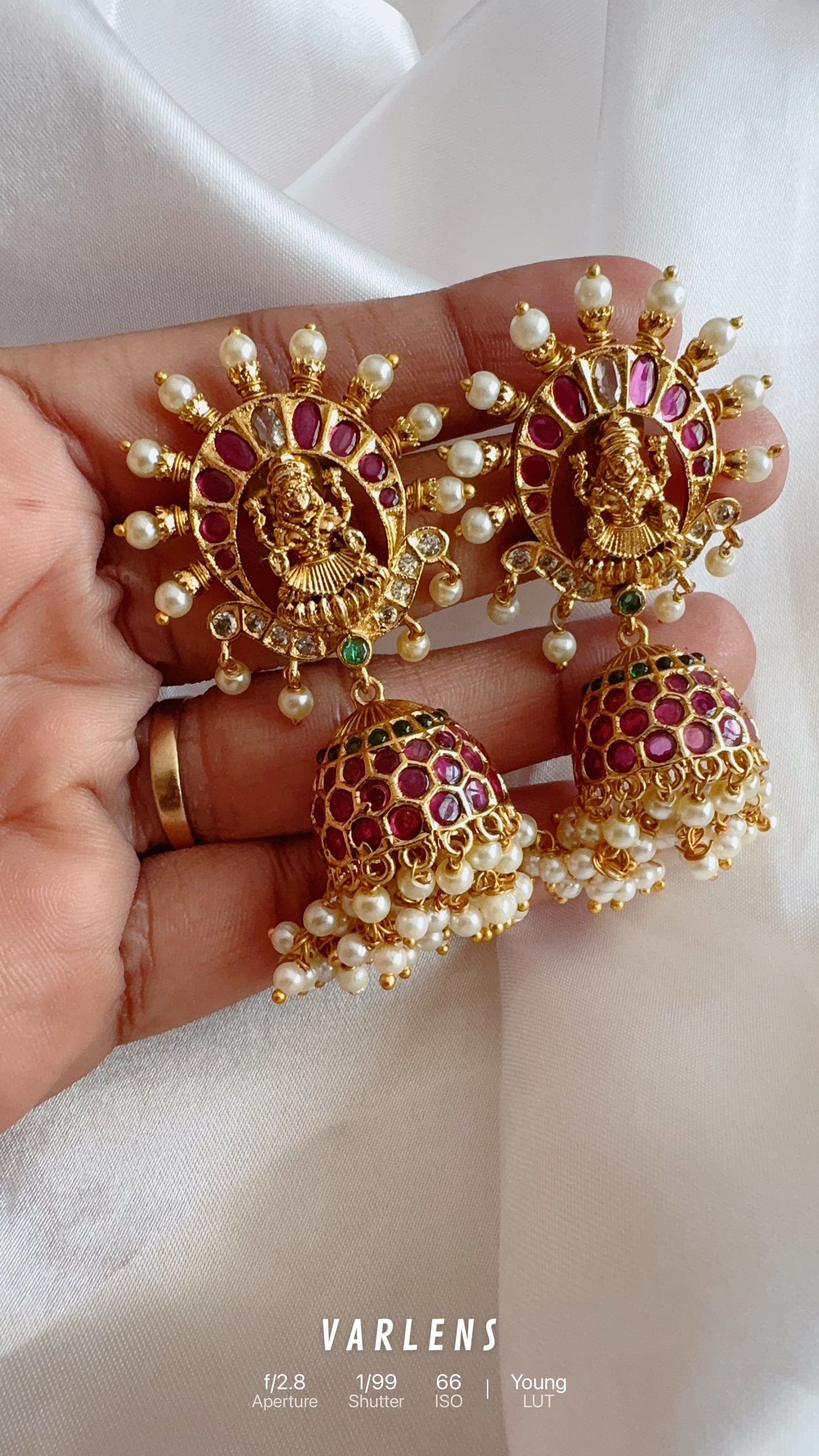 Traditional earrings