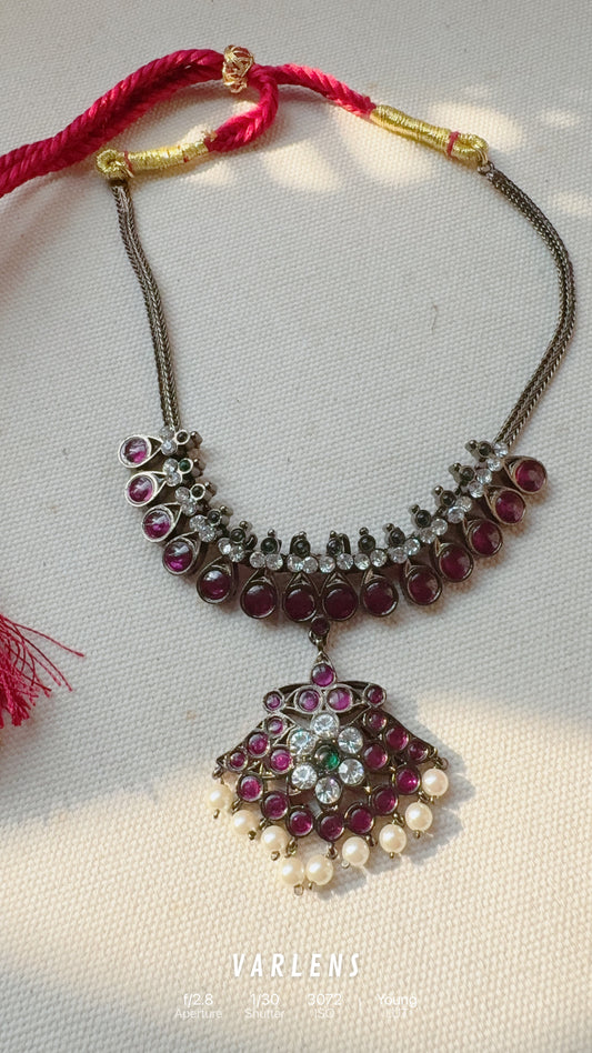 Pre order ! Black Polish Real Kemp necklace