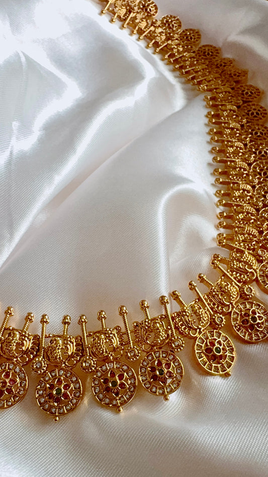 Traditional neckwear and earrings