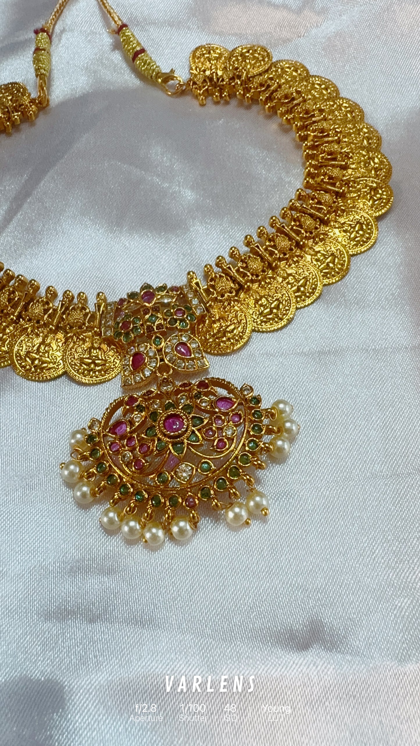 Traditional neckwear and earrings