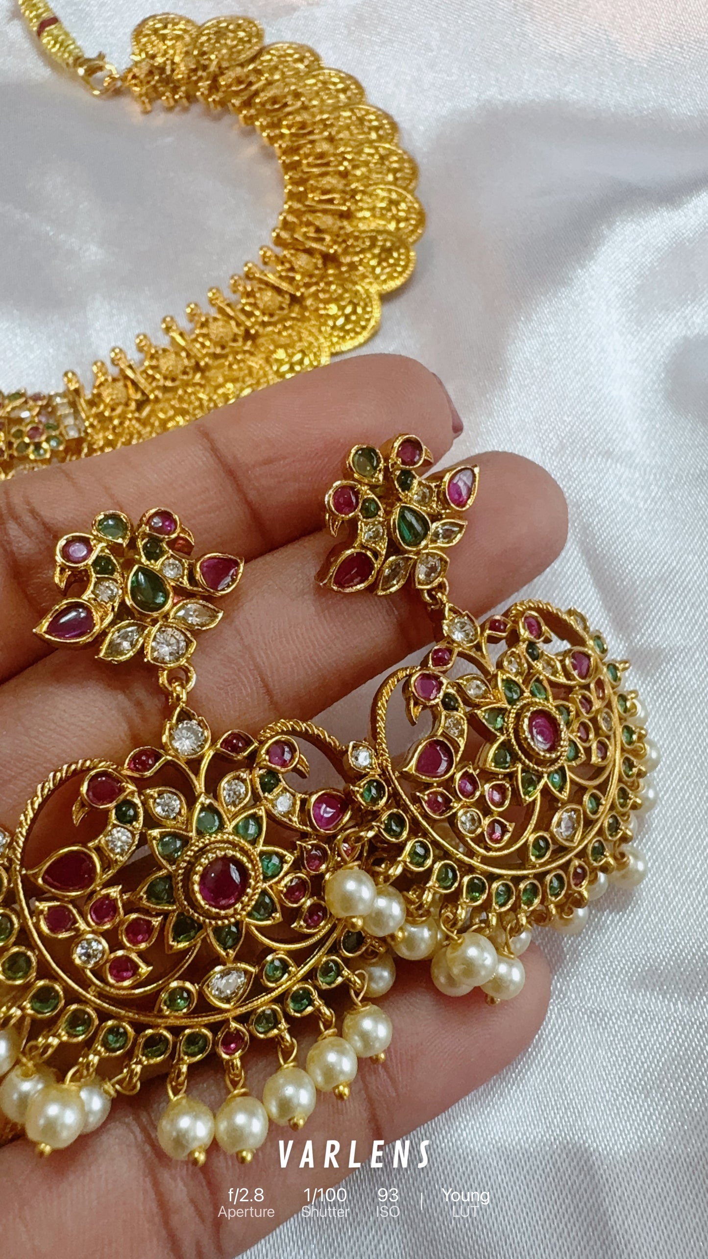 Traditional neckwear and earrings