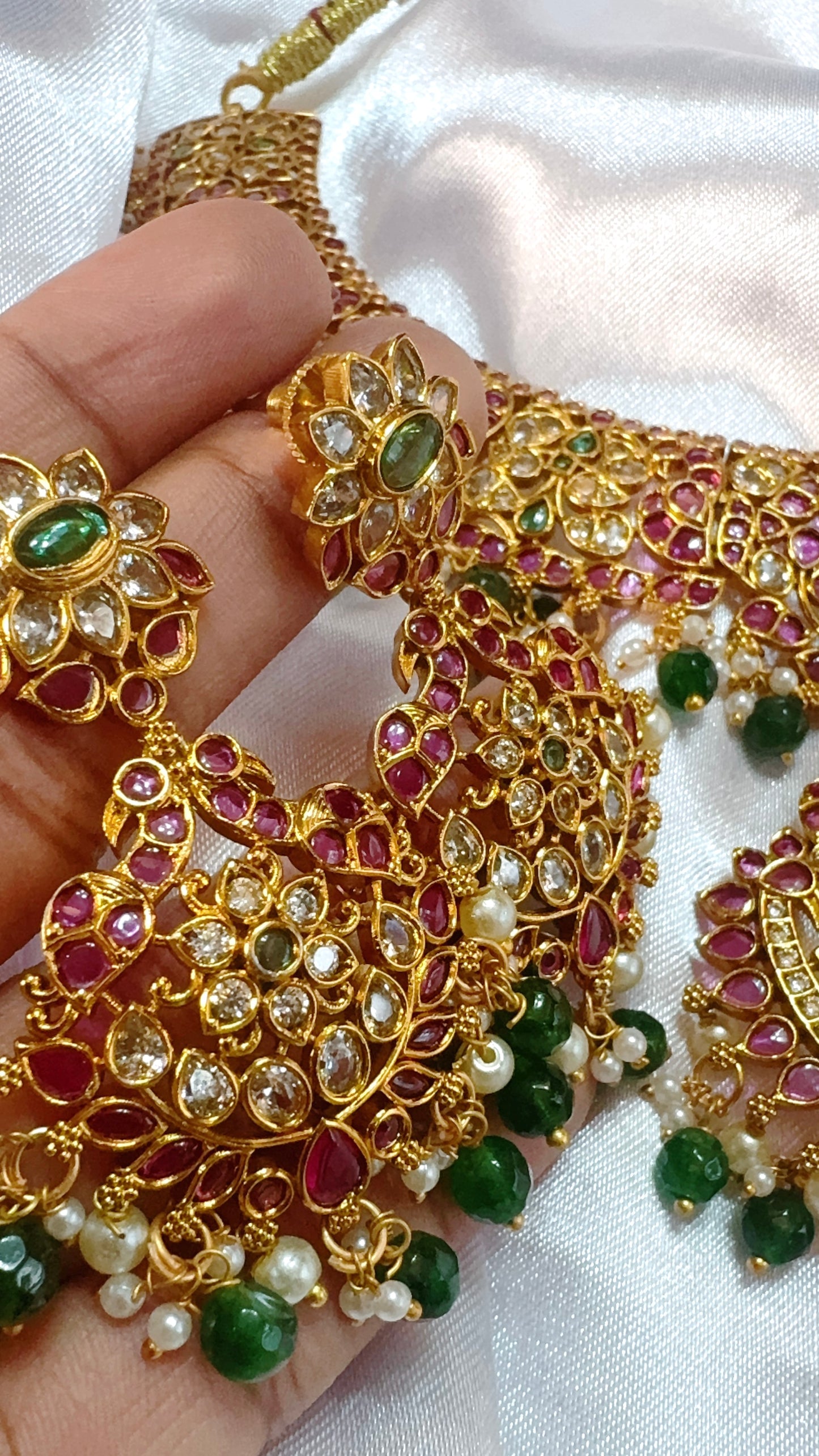 Traditional neckwear and earrings