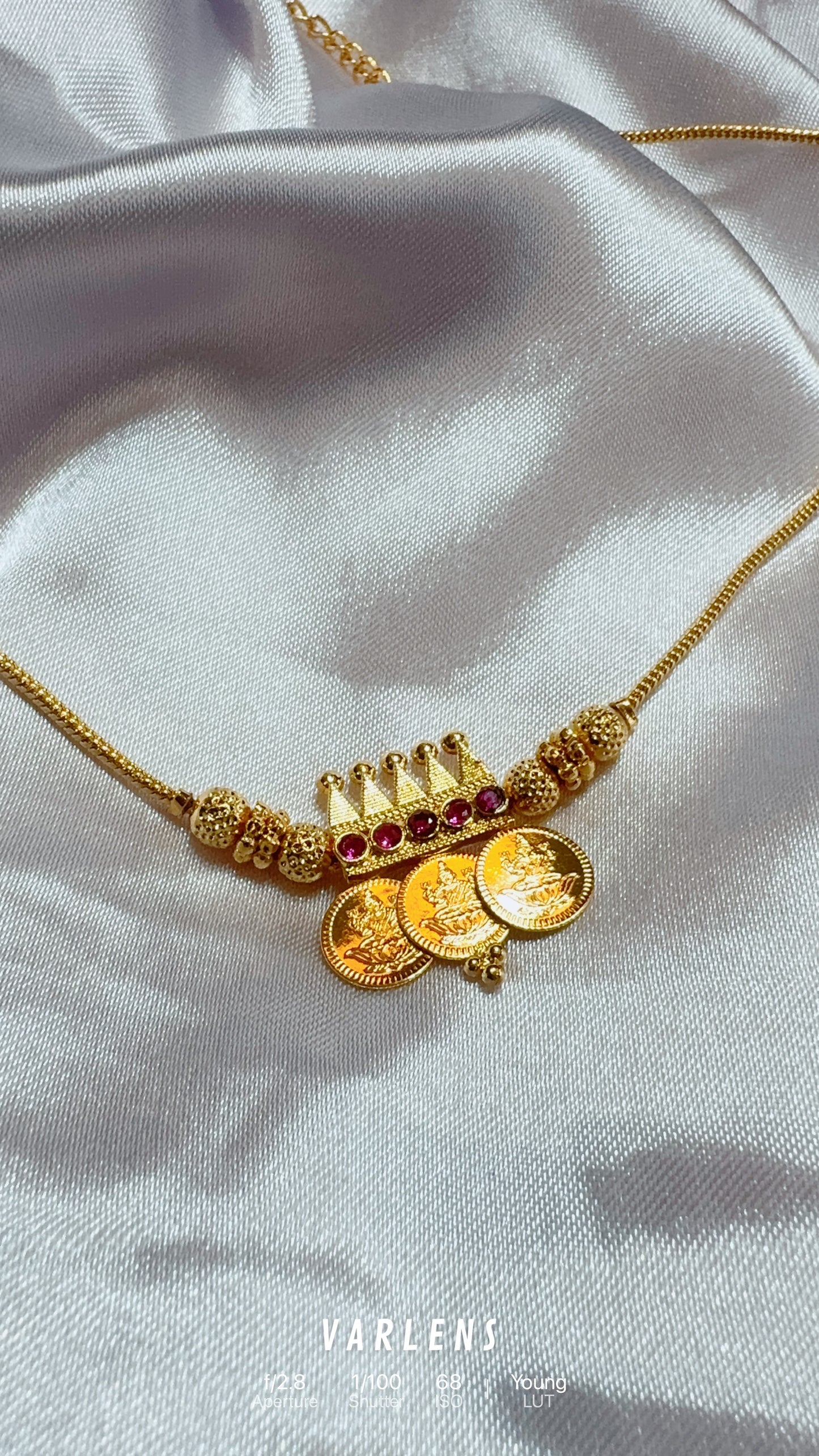 Traditional neckwear