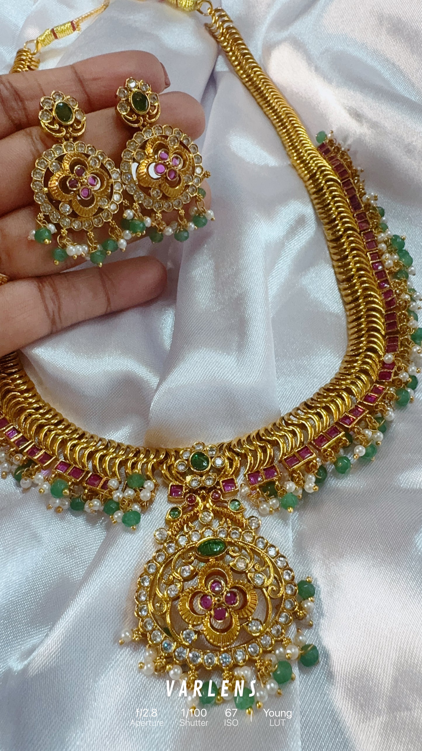 Traditional neckwear and earrings