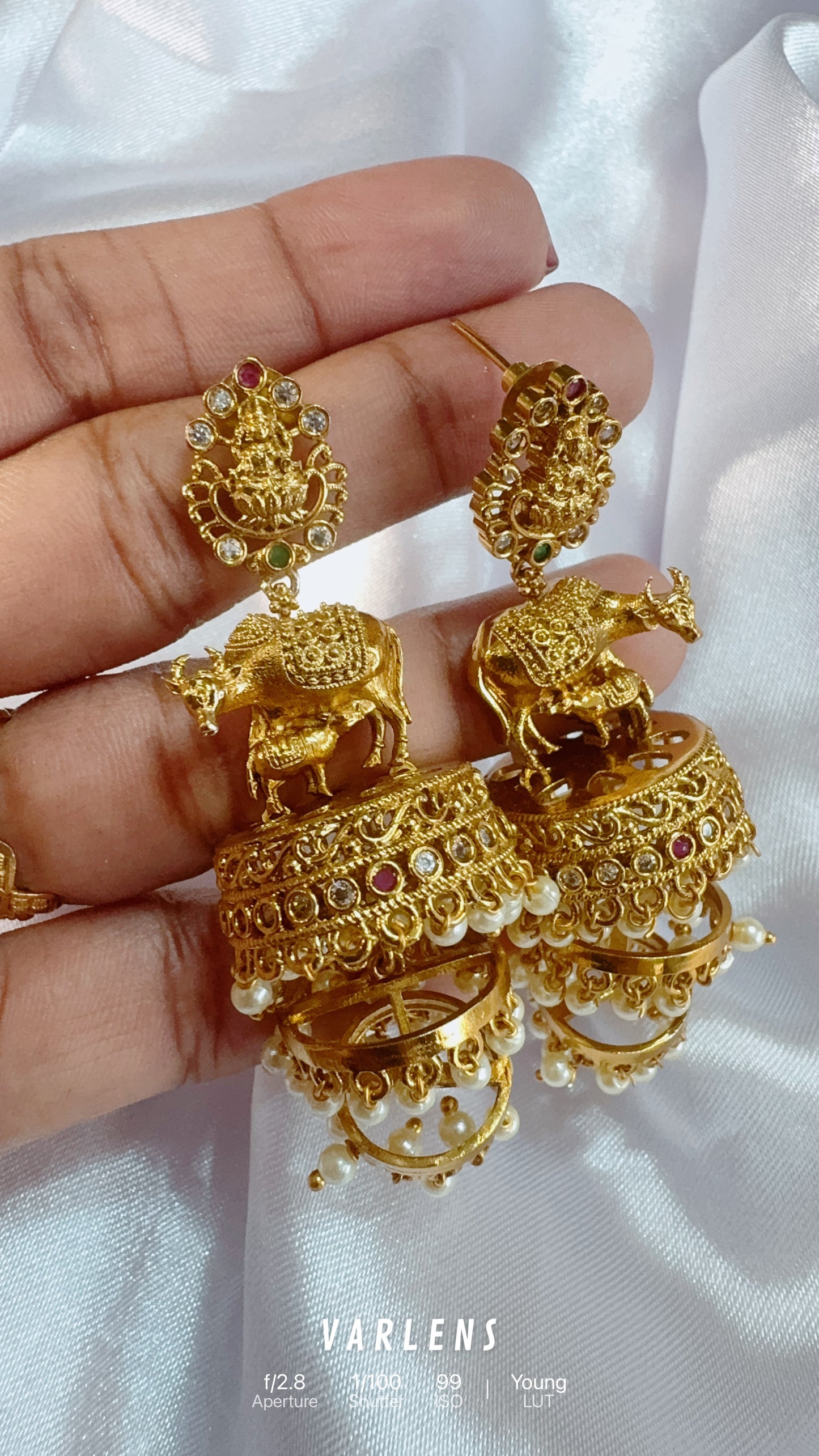 Traditional earrings