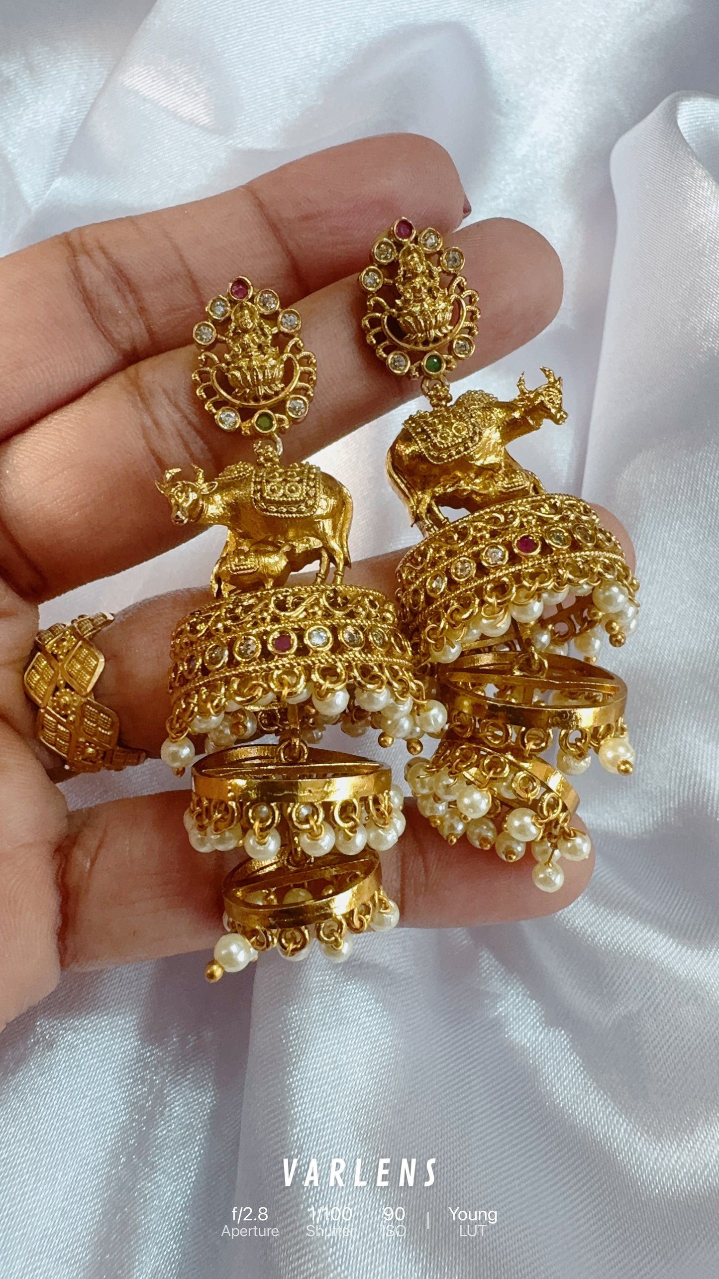 Traditional earrings