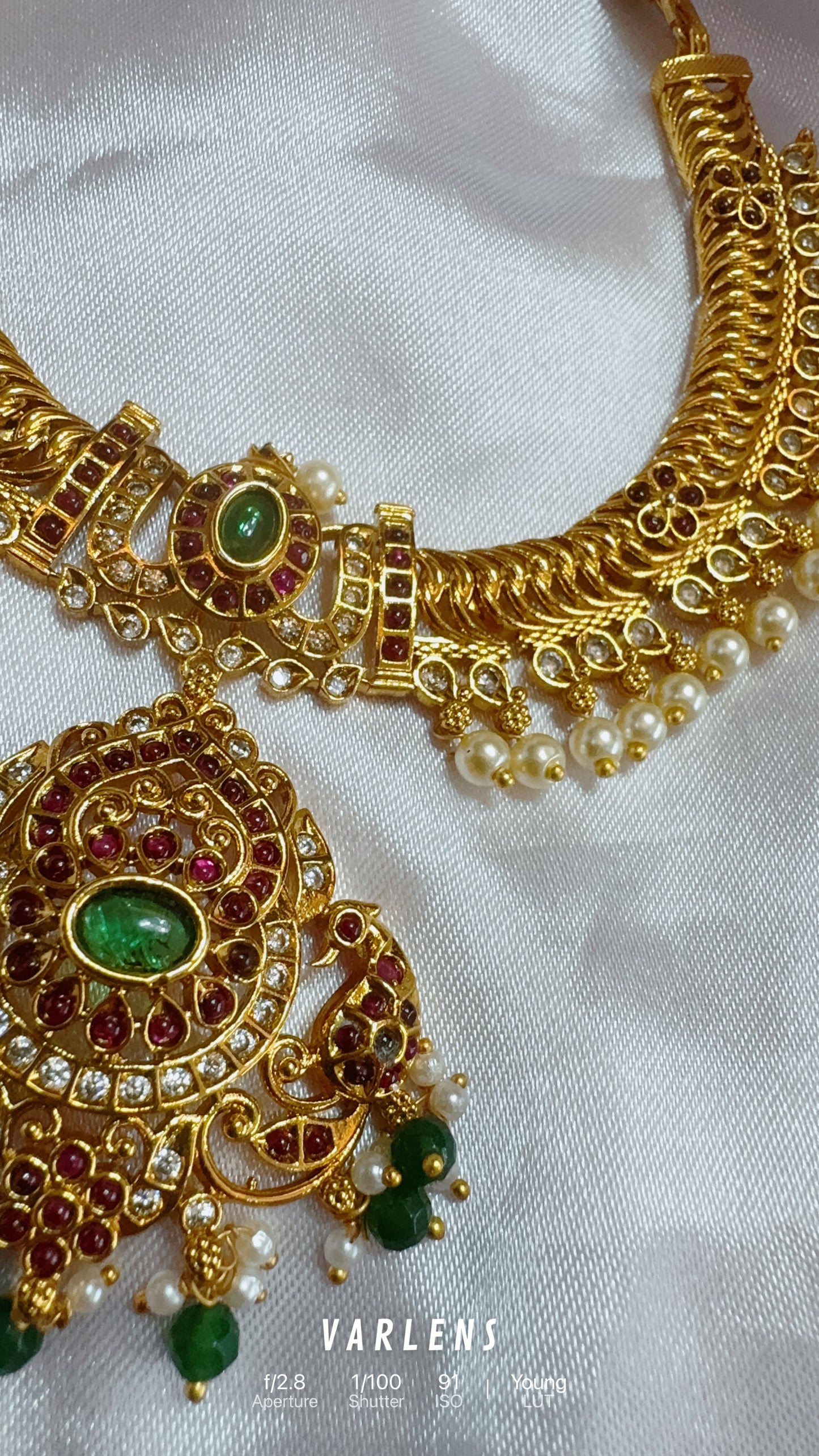 Traditional neckwear and earrings