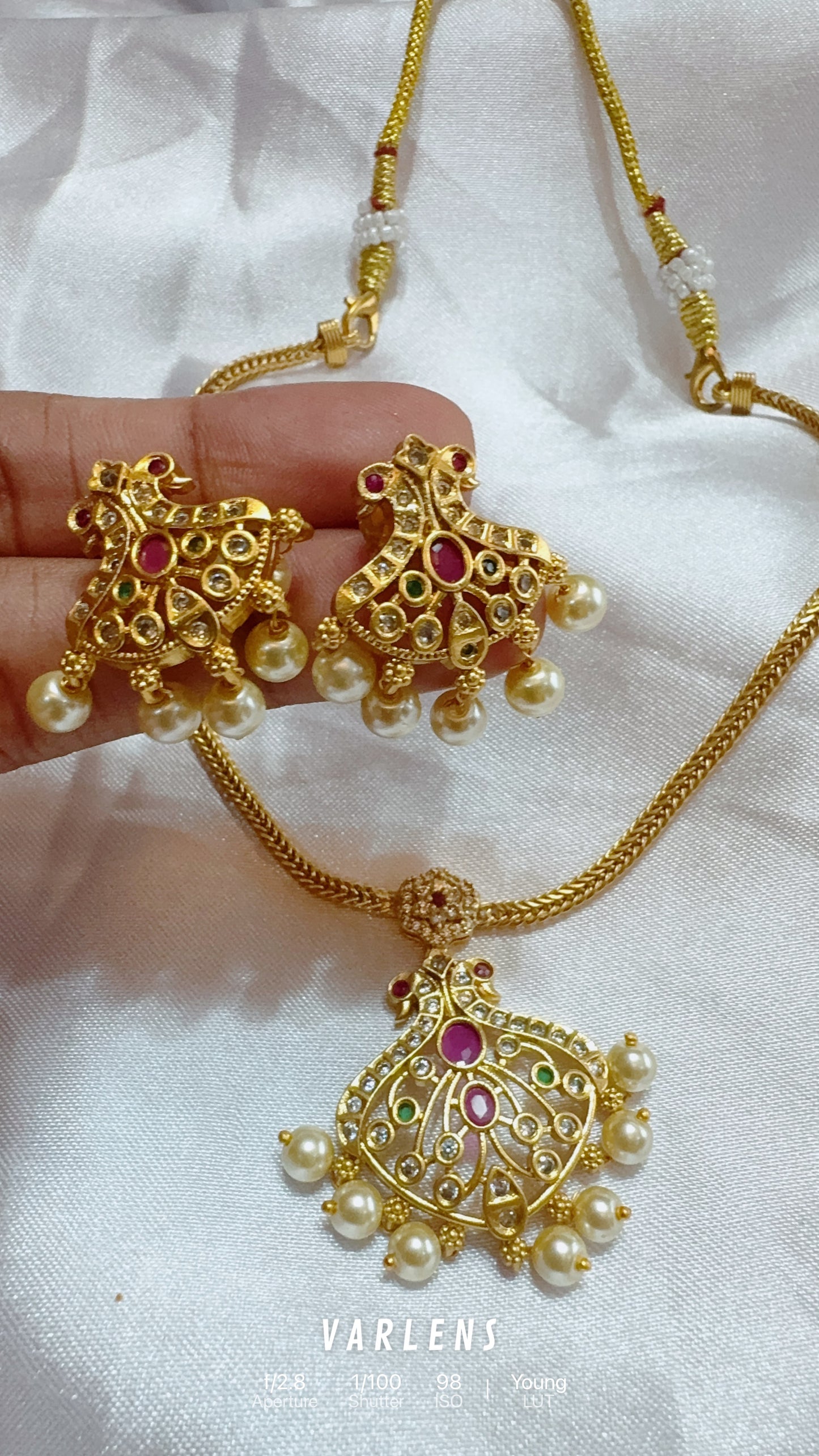 Traditional neckwear and earrings