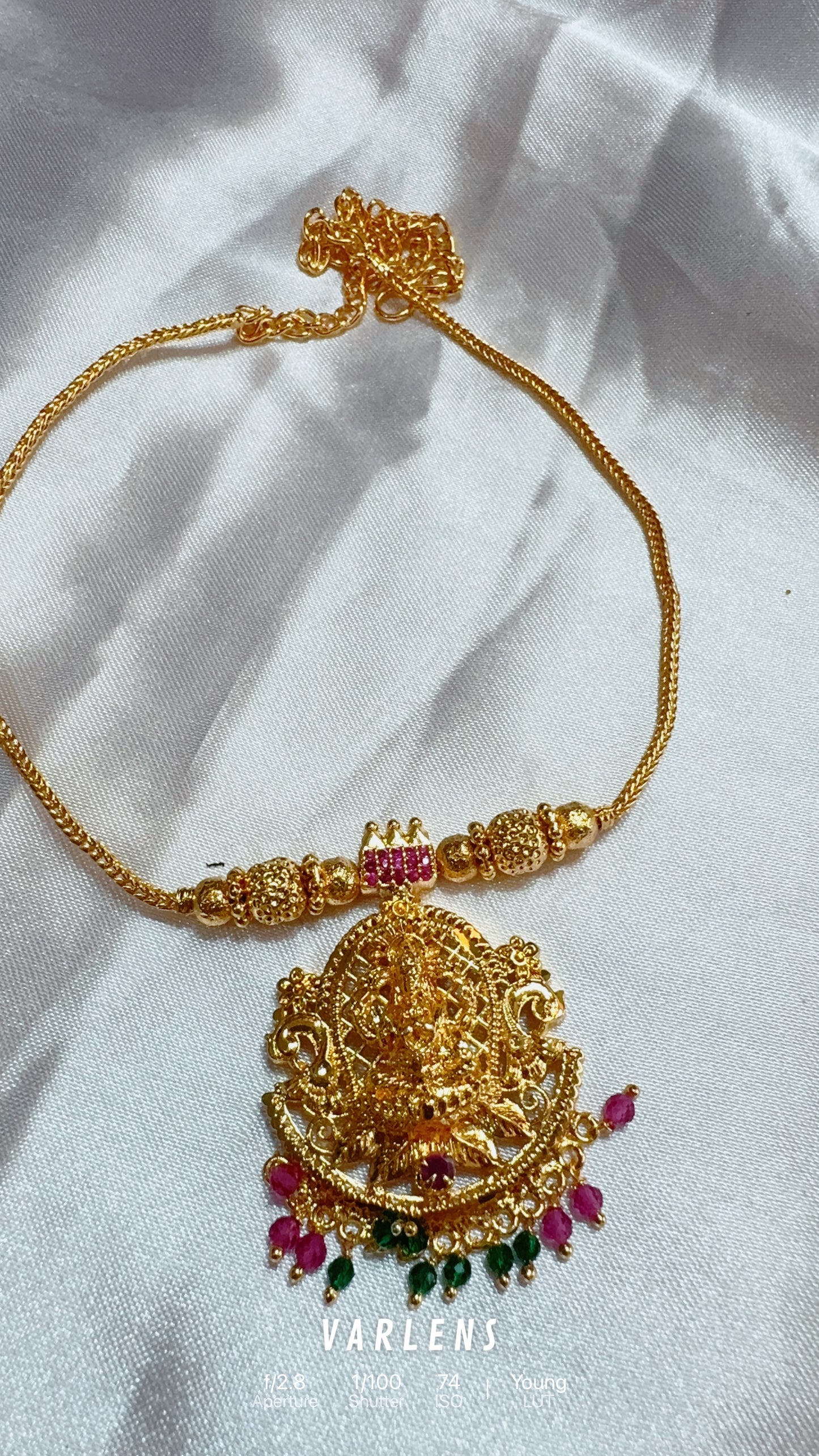 Traditional neckwear