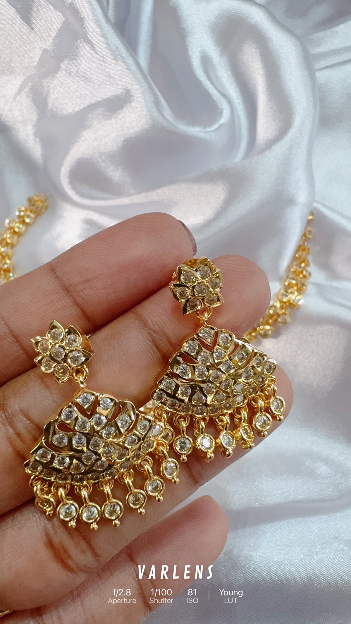 Traditional neckwear and earrings
