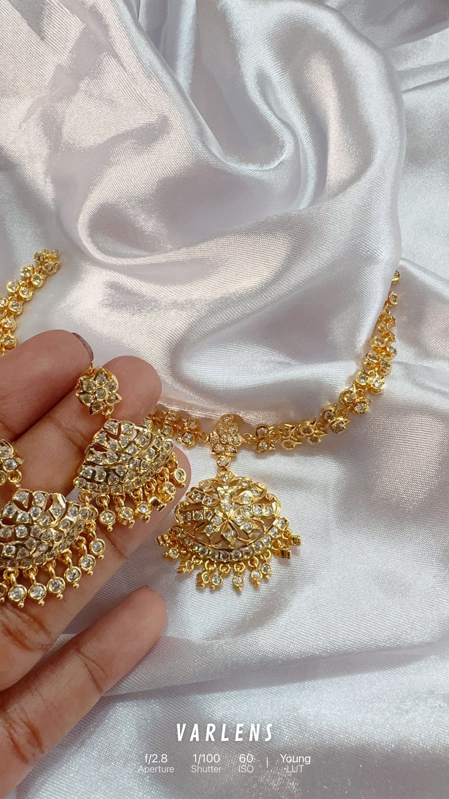 Traditional neckwear and earrings