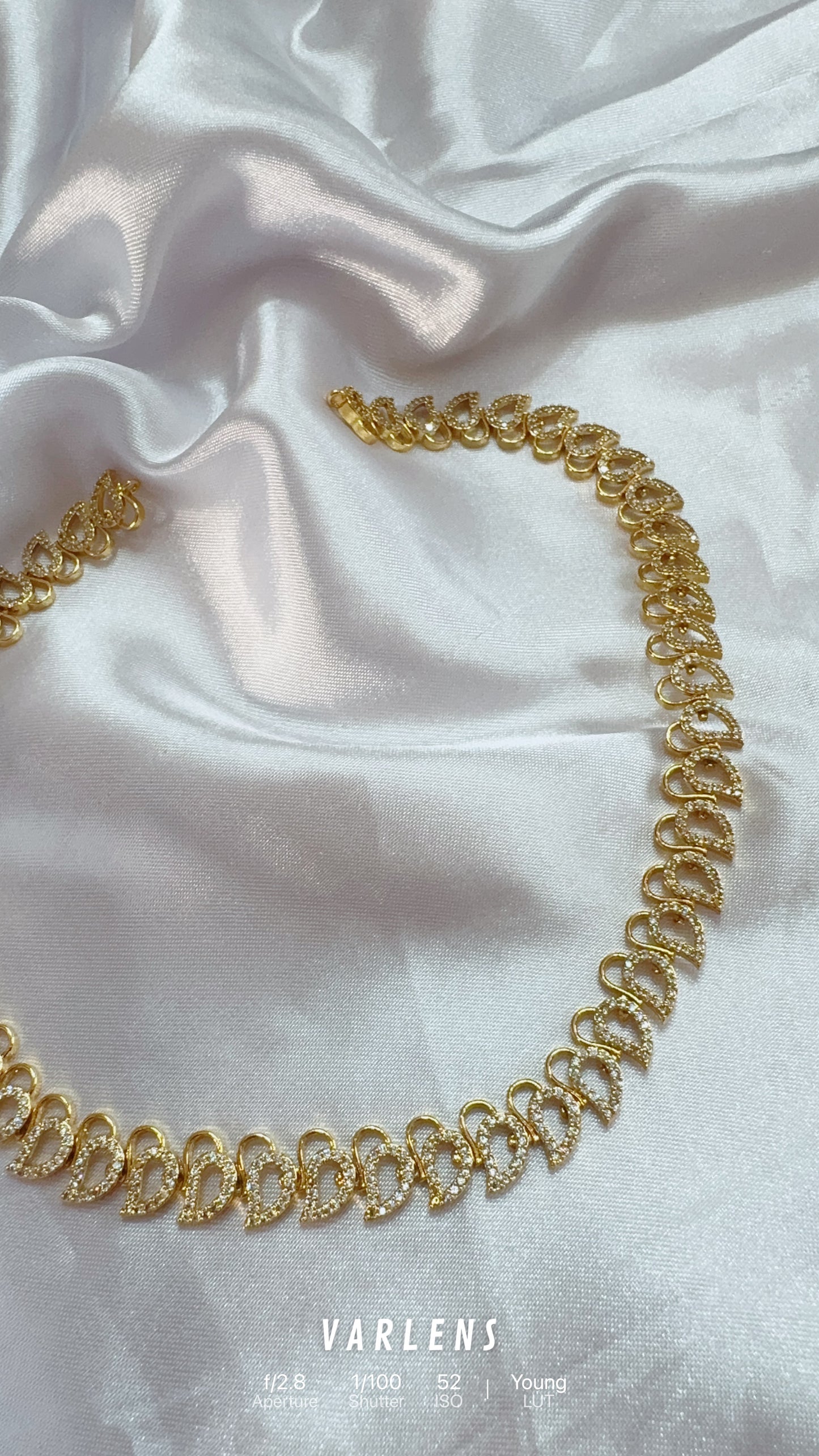 Traditional neckwear and earrings